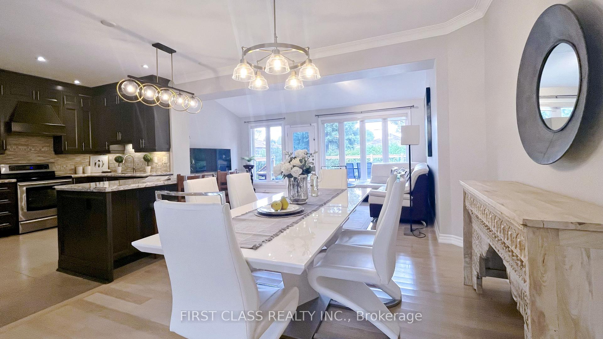 Photo 11 of 30 Meadowacres Drive, Scarborough, Tam O'Shanter-Sullivan — HOMEH