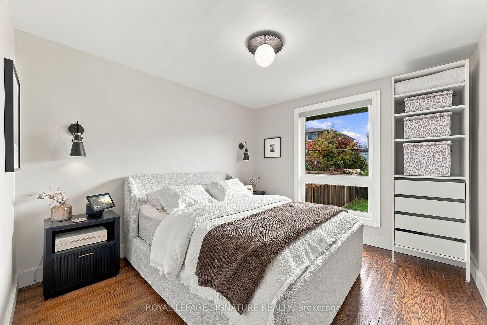 Photo 25 of 95 Laurel Avenue, Scarborough, Kennedy Park — HOMEH
