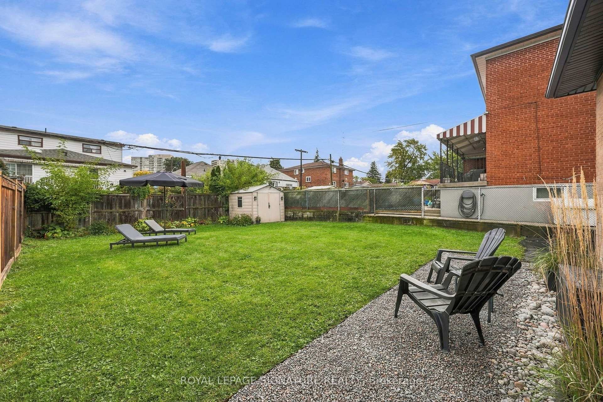 Photo 41 of 95 Laurel Avenue, Scarborough, Kennedy Park — HOMEH