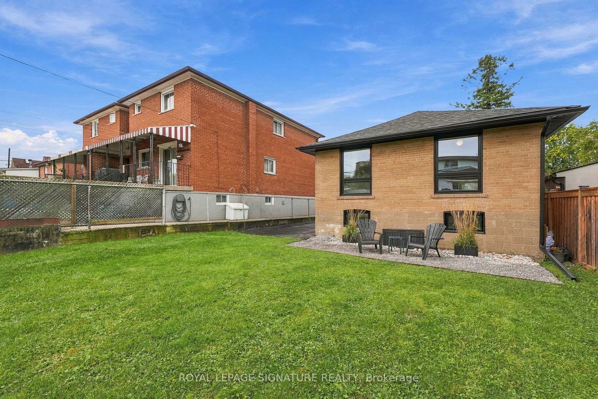 Photo 42 of 95 Laurel Avenue, Scarborough, Kennedy Park — HOMEH