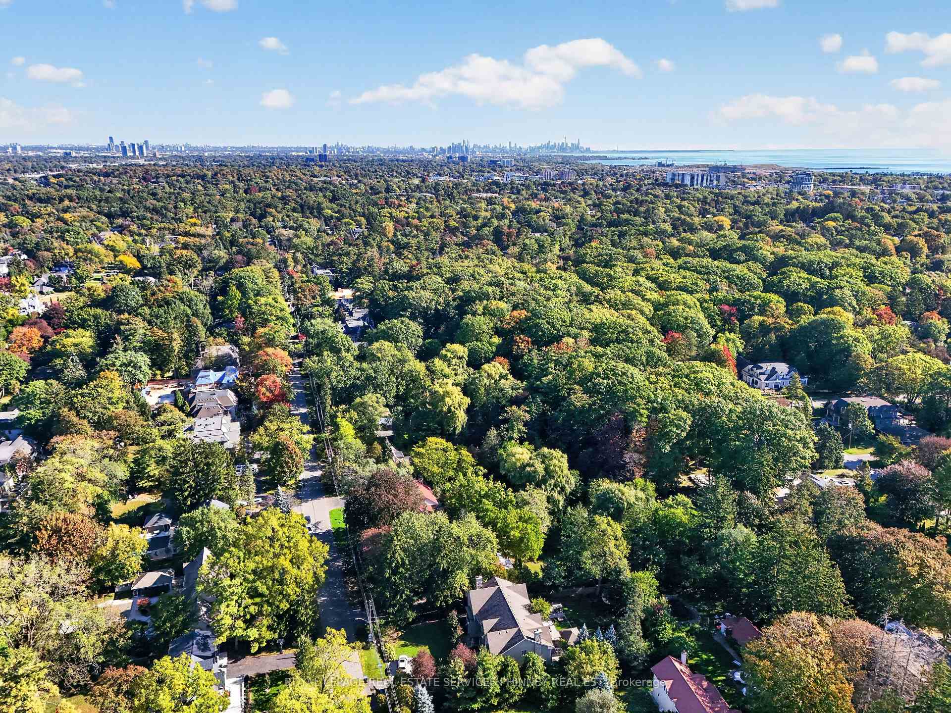 Photo 39 of 40 Pinewood Trail, Mississauga, Mineola — HOMEH