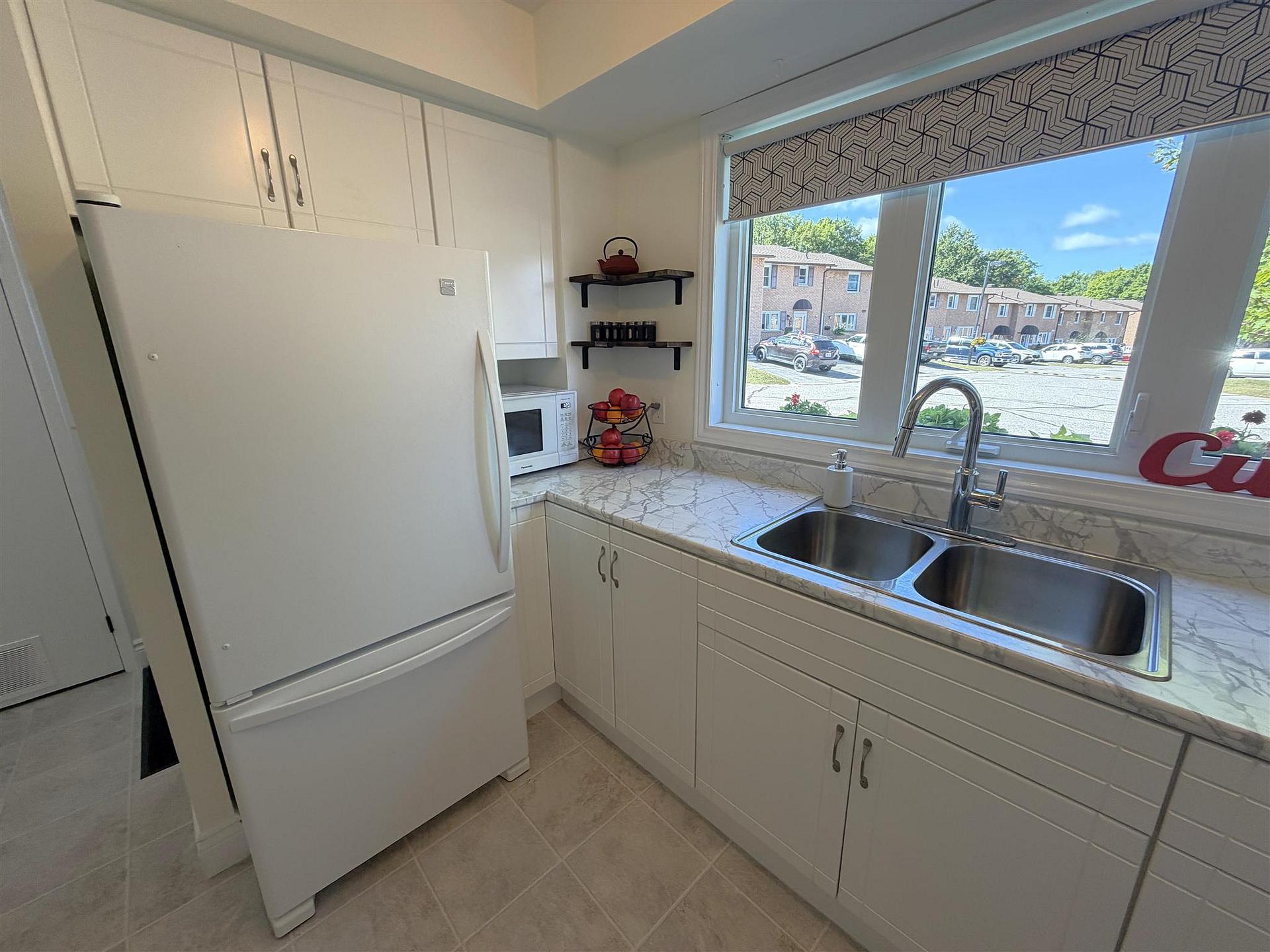 Photo 16 of 40 Frame Crescent, Elliot Lake — HOMEH