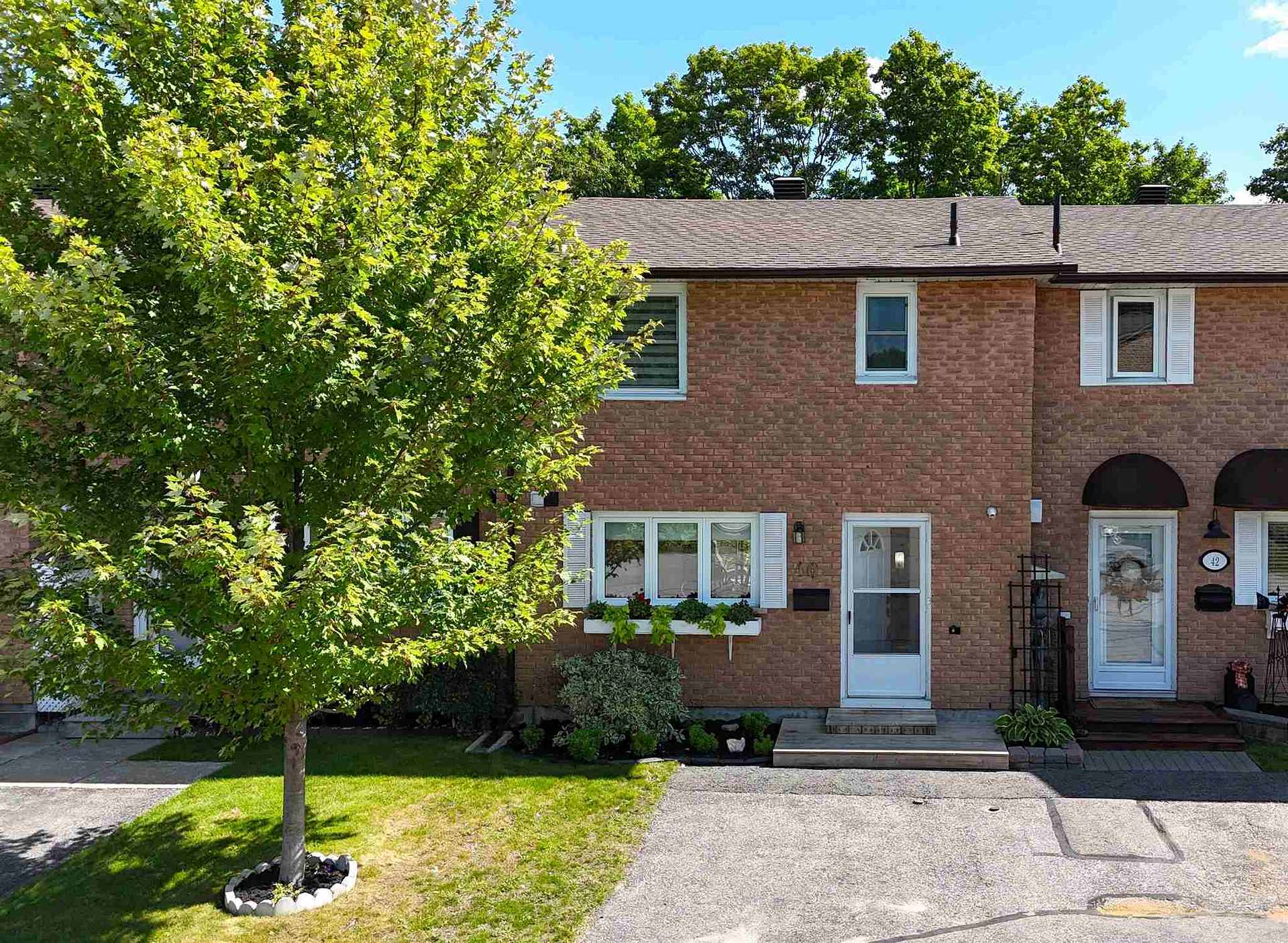 Photo 31 of 40 Frame Crescent, Elliot Lake — HOMEH