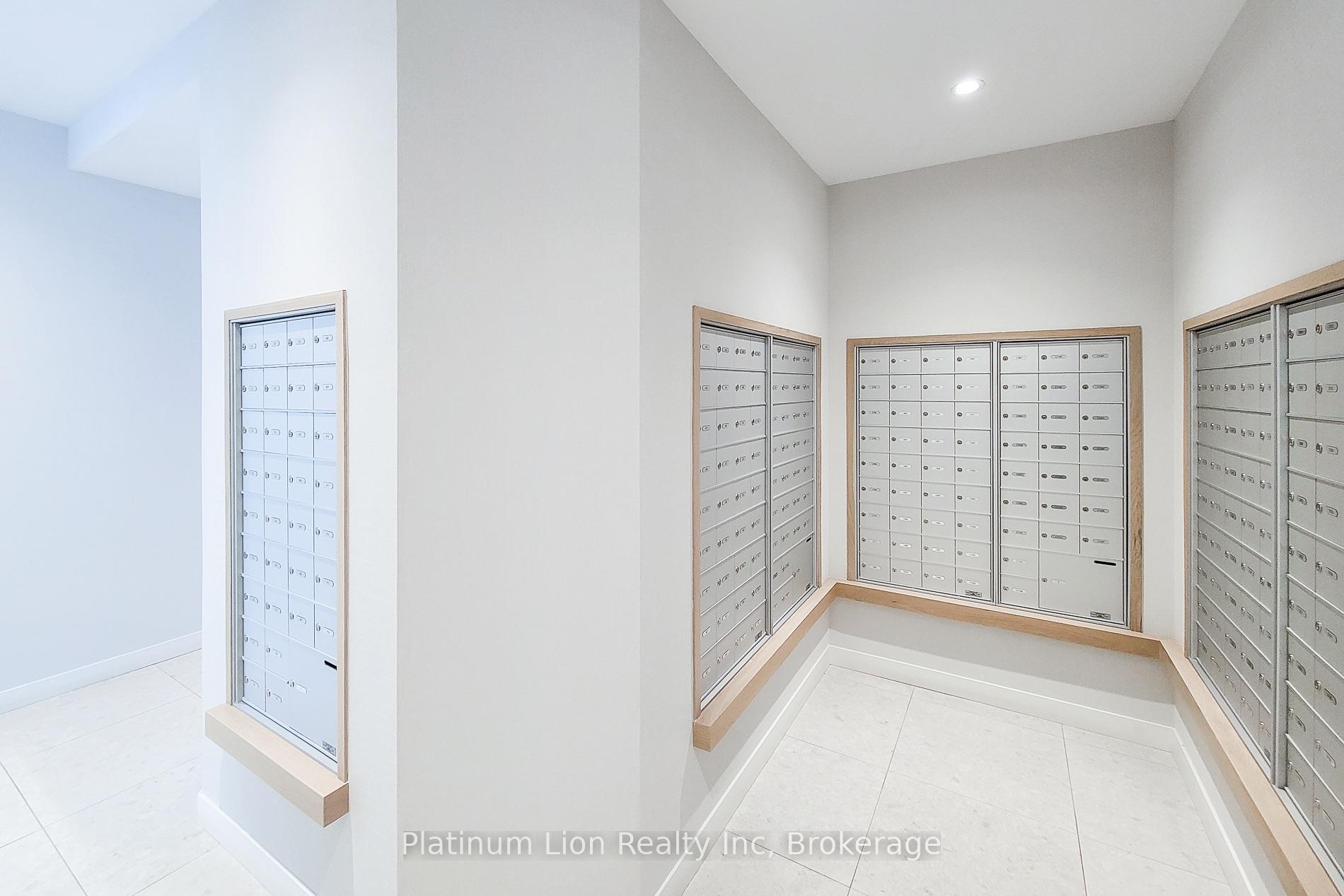Photo 3 of Unit 113, 4878 Powers Common, Burlington, Alton — HOMEH