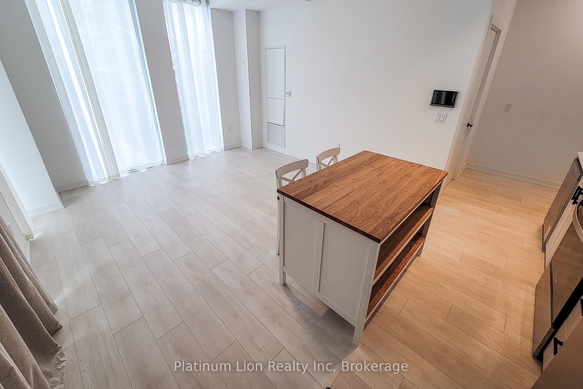 Photo 11 of Unit 113, 4878 Powers Common, Burlington, Alton — HOMEH