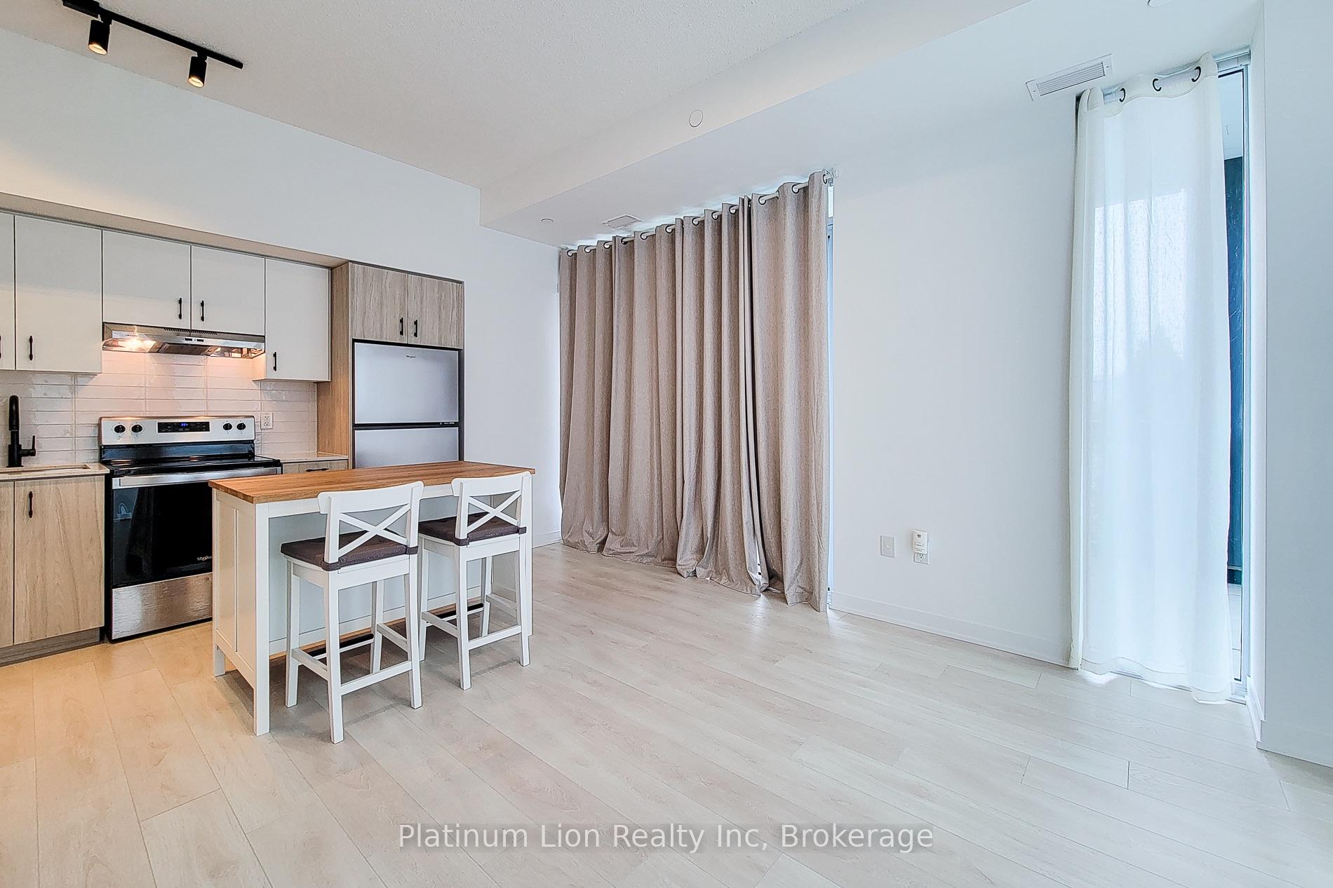 Photo 14 of Unit 113, 4878 Powers Common, Burlington, Alton — HOMEH
