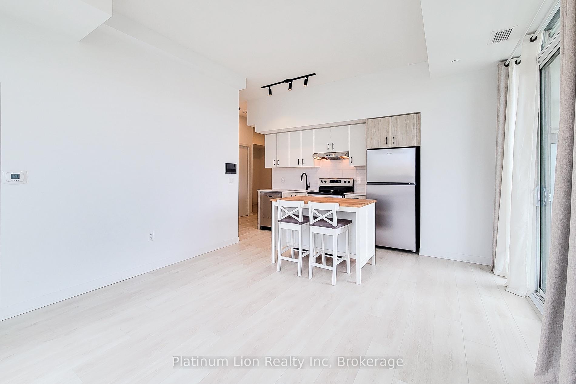 Photo 15 of Unit 113, 4878 Powers Common, Burlington, Alton — HOMEH