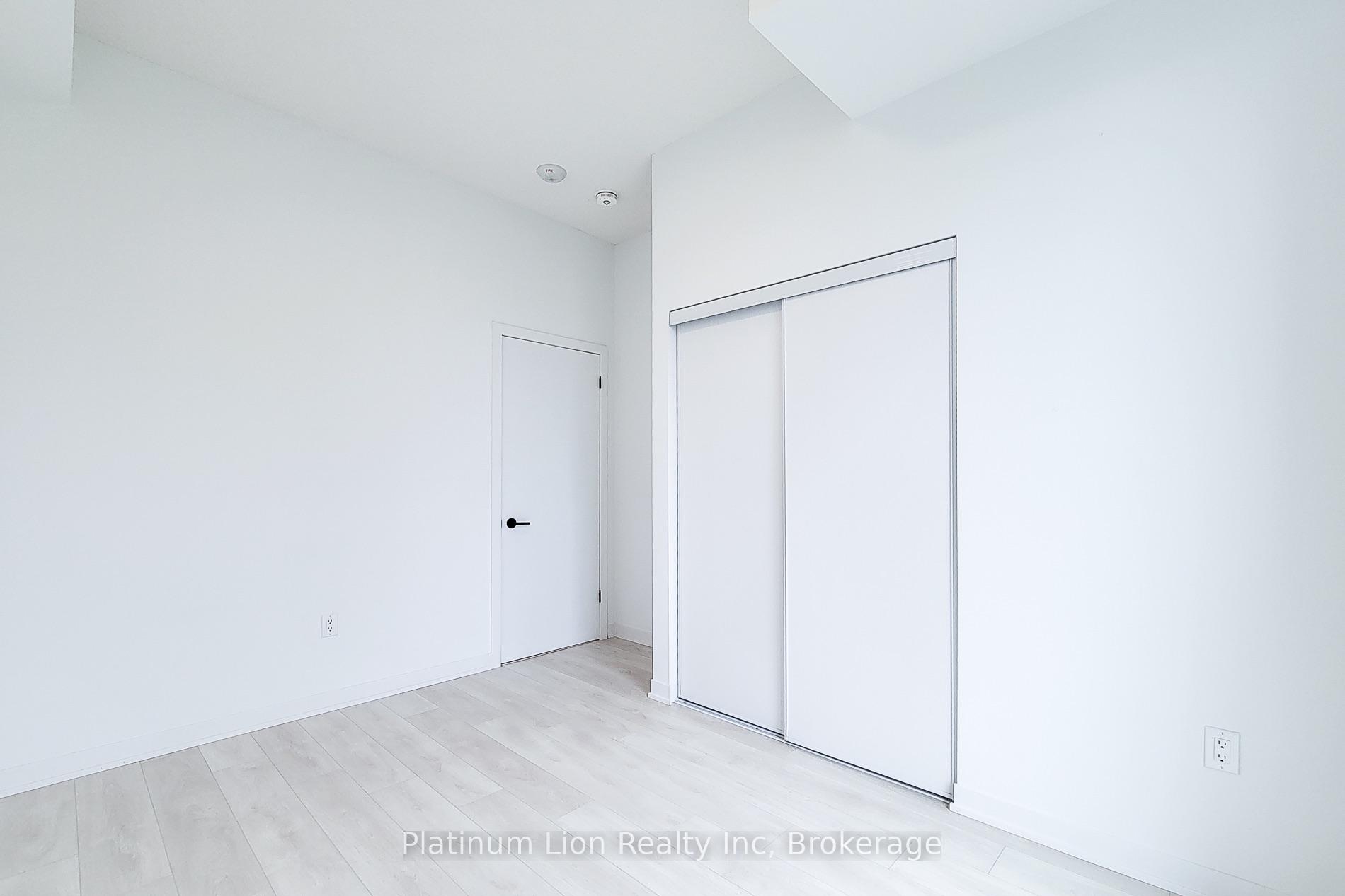 Photo 24 of Unit 113, 4878 Powers Common, Burlington, Alton — HOMEH