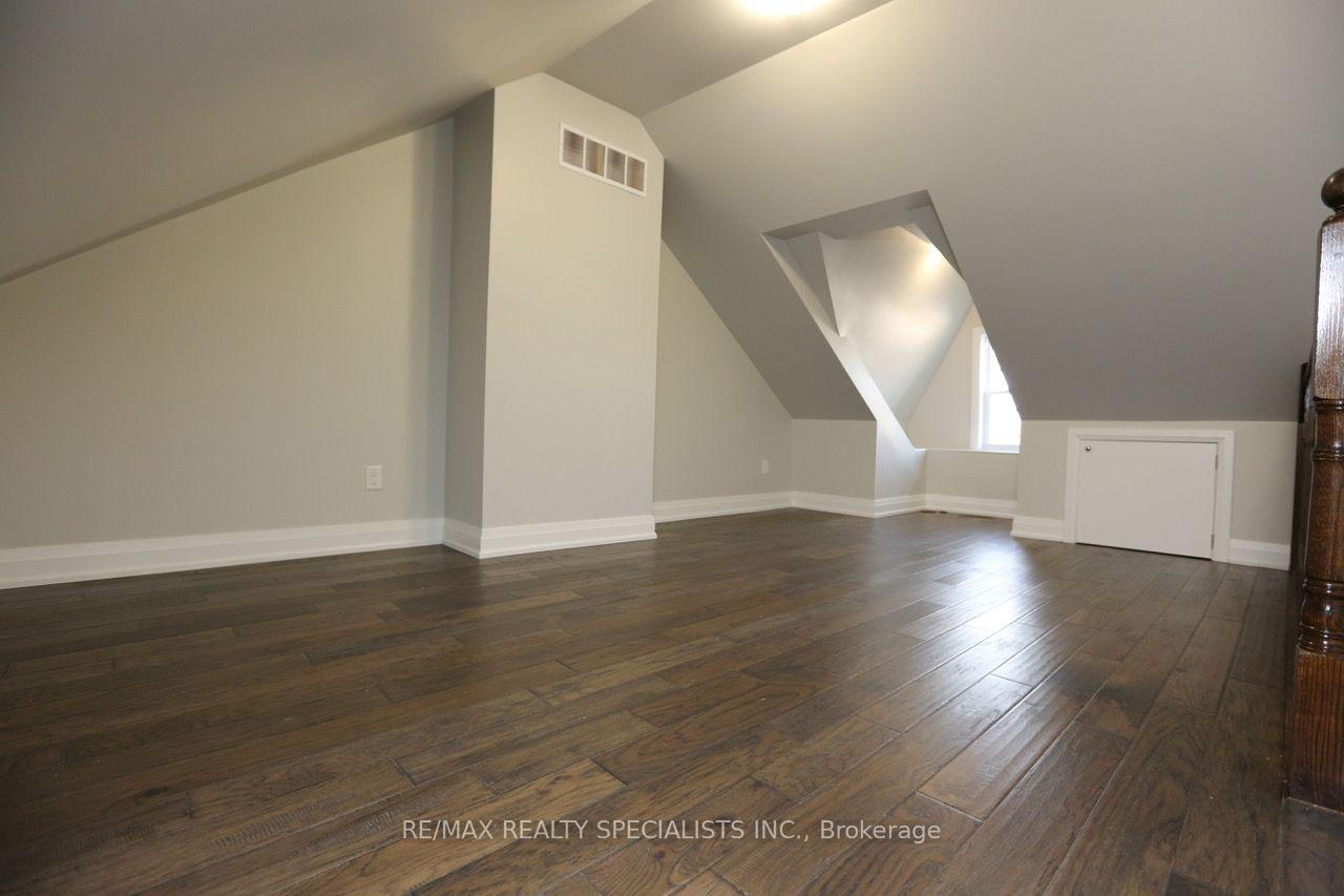 Photo 14 of Unit Upper, 12 Wiltshire Avenue, Toronto, Weston-Pellam Park — HOMEH
