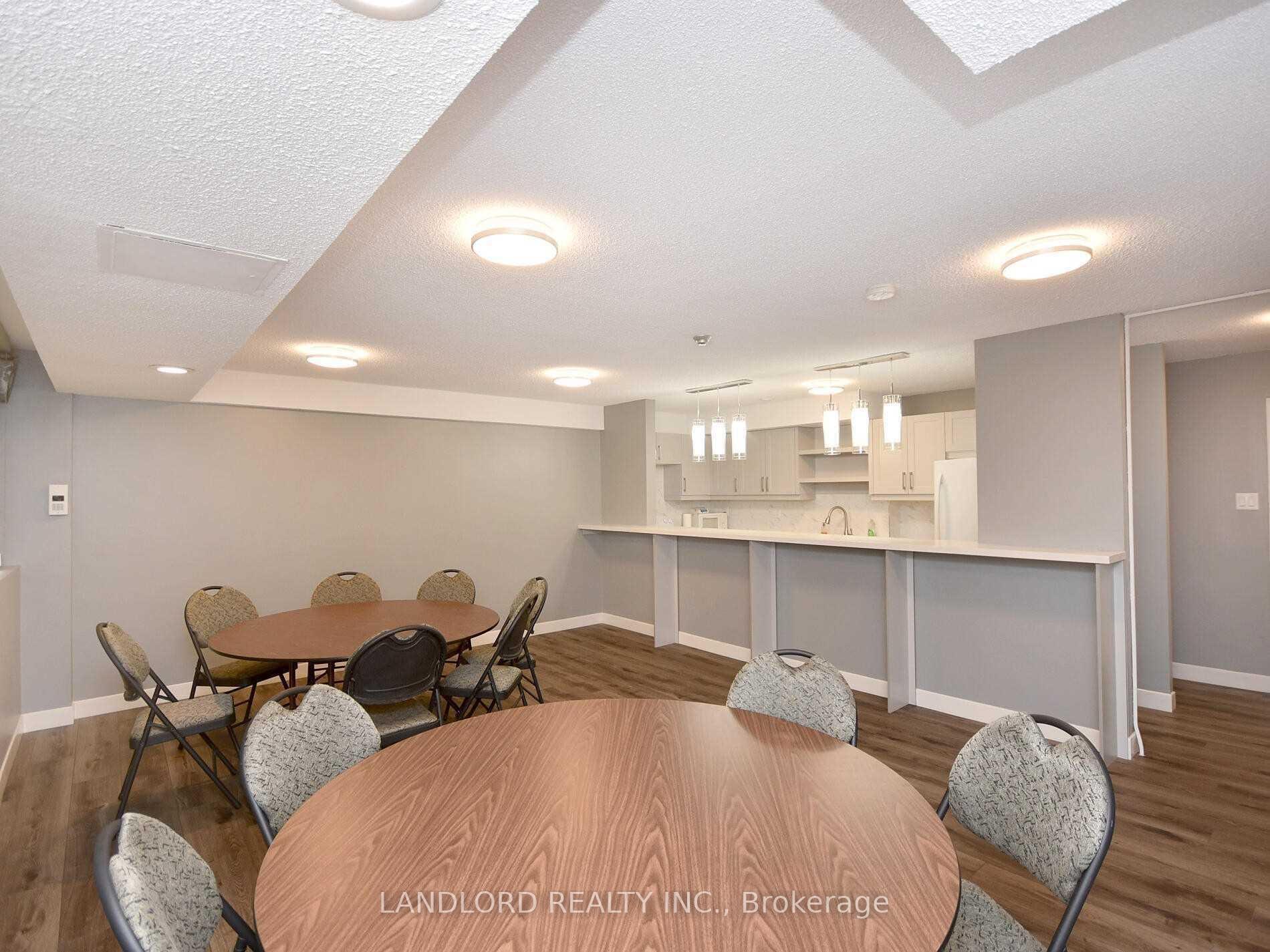 Photo 27 of Unit 405, 3590 Kaneff Crescent, Mississauga, Mississauga Valleys — HOMEH