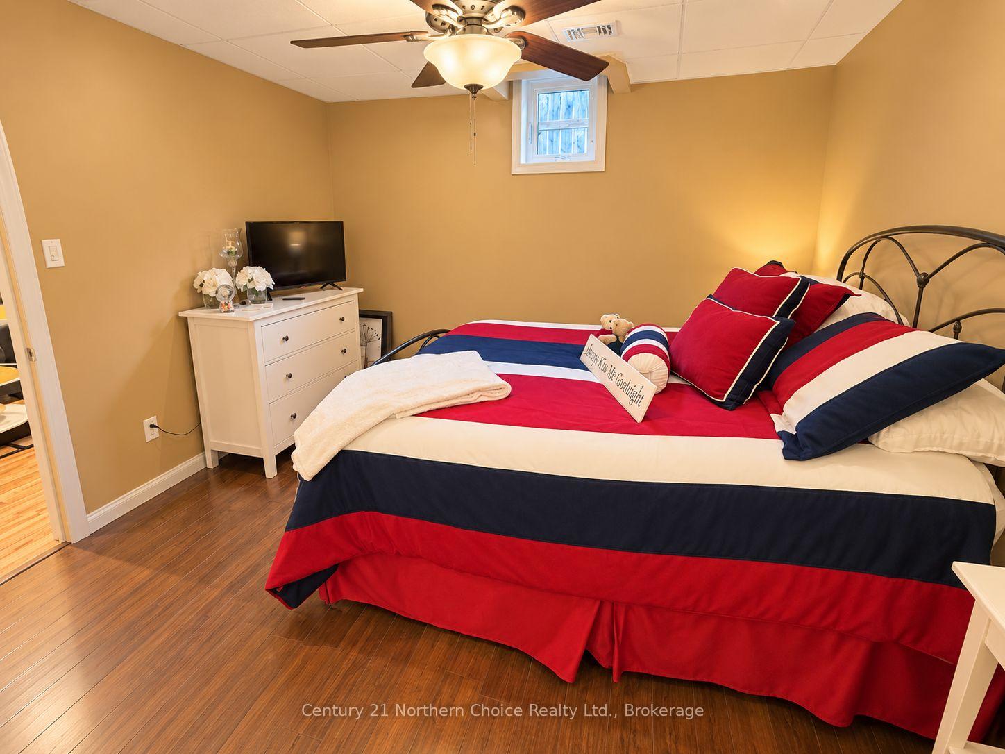 Photo 16 of 52 Dickenson Road, Red Lake — HOMEH