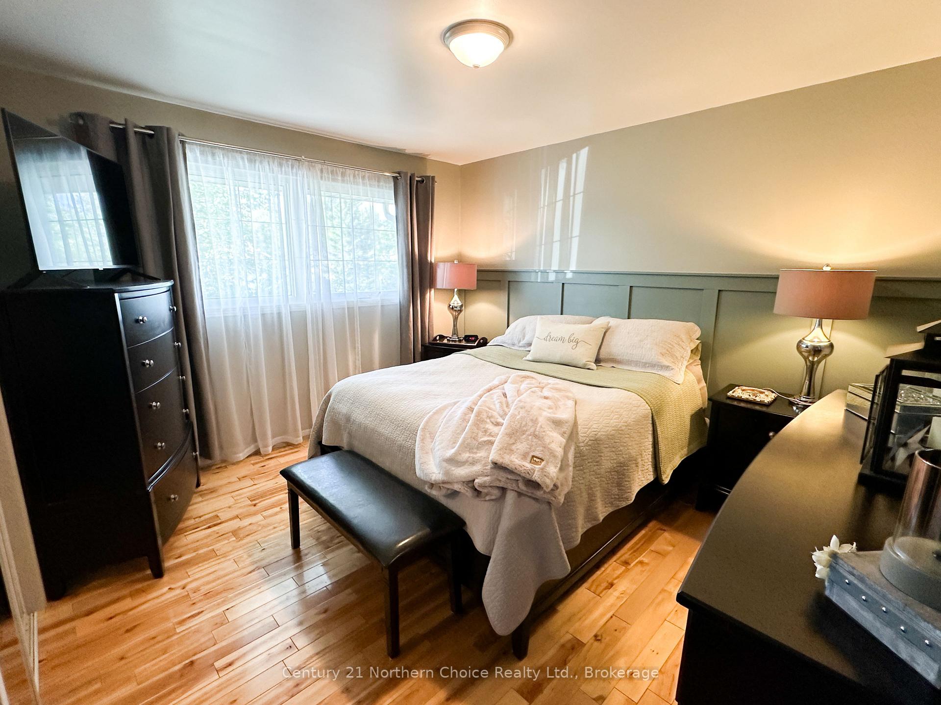 Photo 7 of 52 Dickenson Road, Red Lake — HOMEH