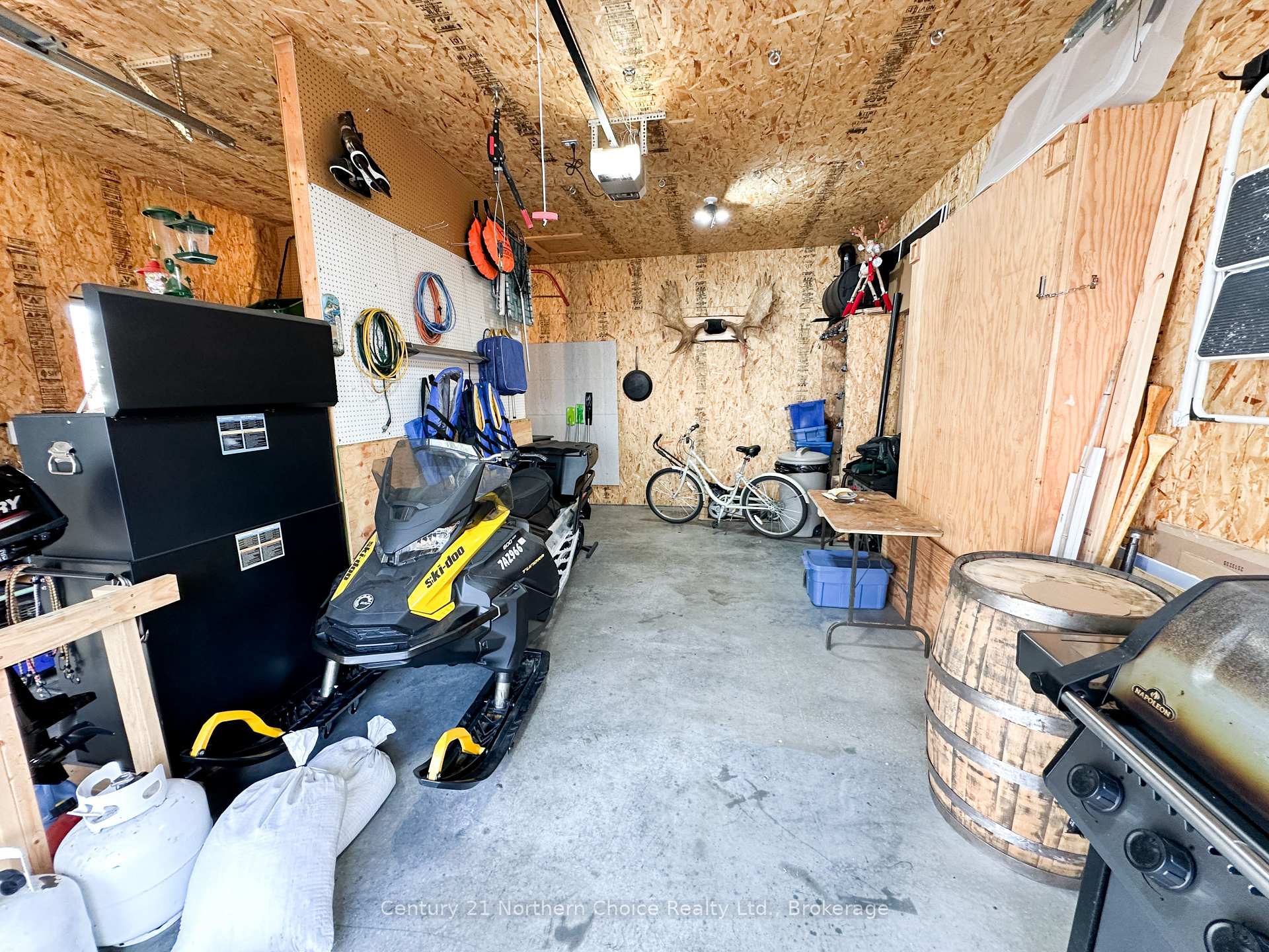 Photo 25 of 52 Dickenson Road, Red Lake — HOMEH