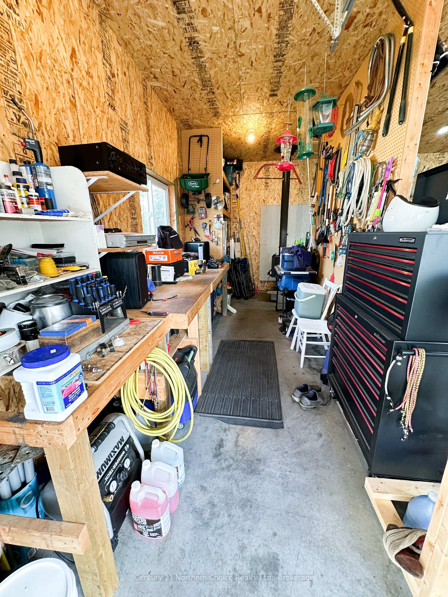 Photo 27 of 52 Dickenson Road, Red Lake — HOMEH