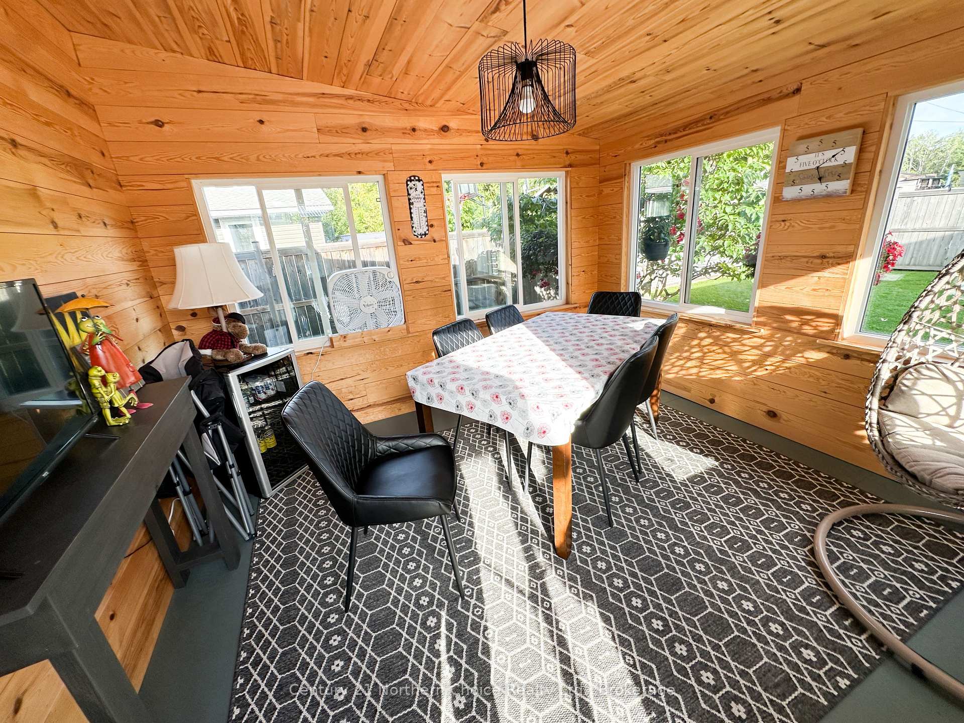 Photo 28 of 52 Dickenson Road, Red Lake — HOMEH