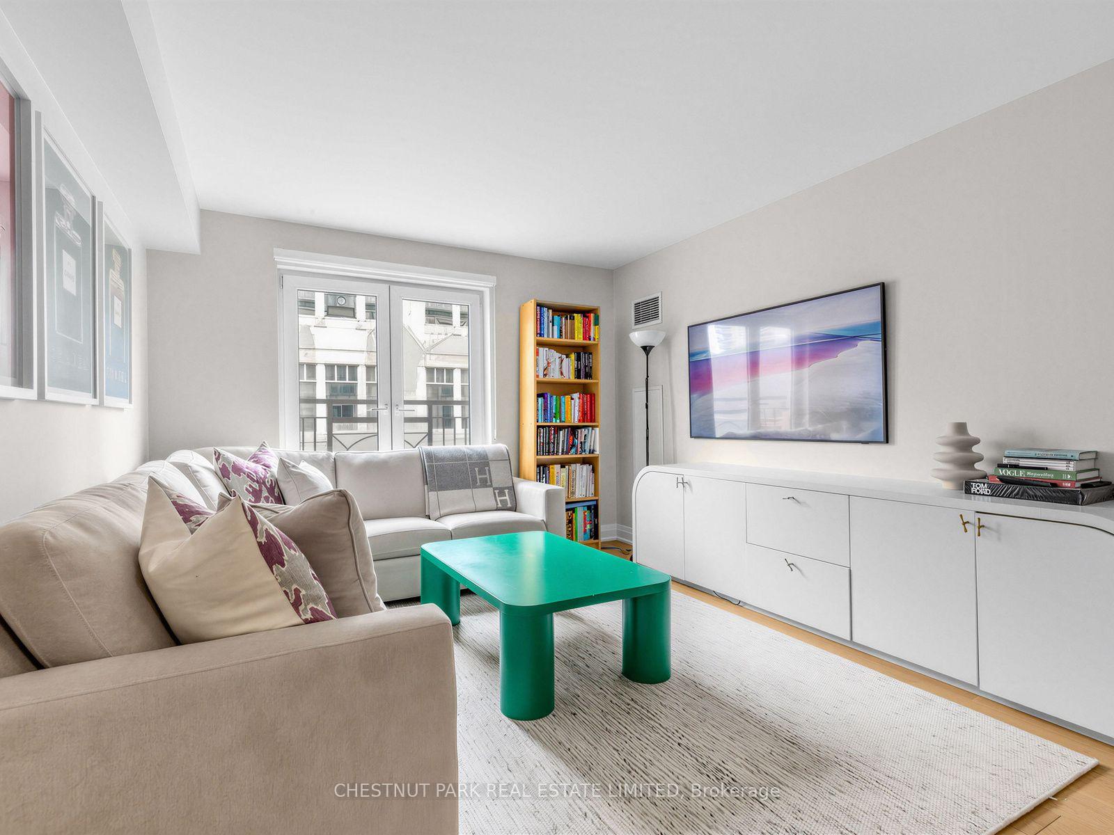 Photo 4 of Unit 505, 1 Balmoral Avenue, Toronto, Yonge-St. Clair — HOMEH