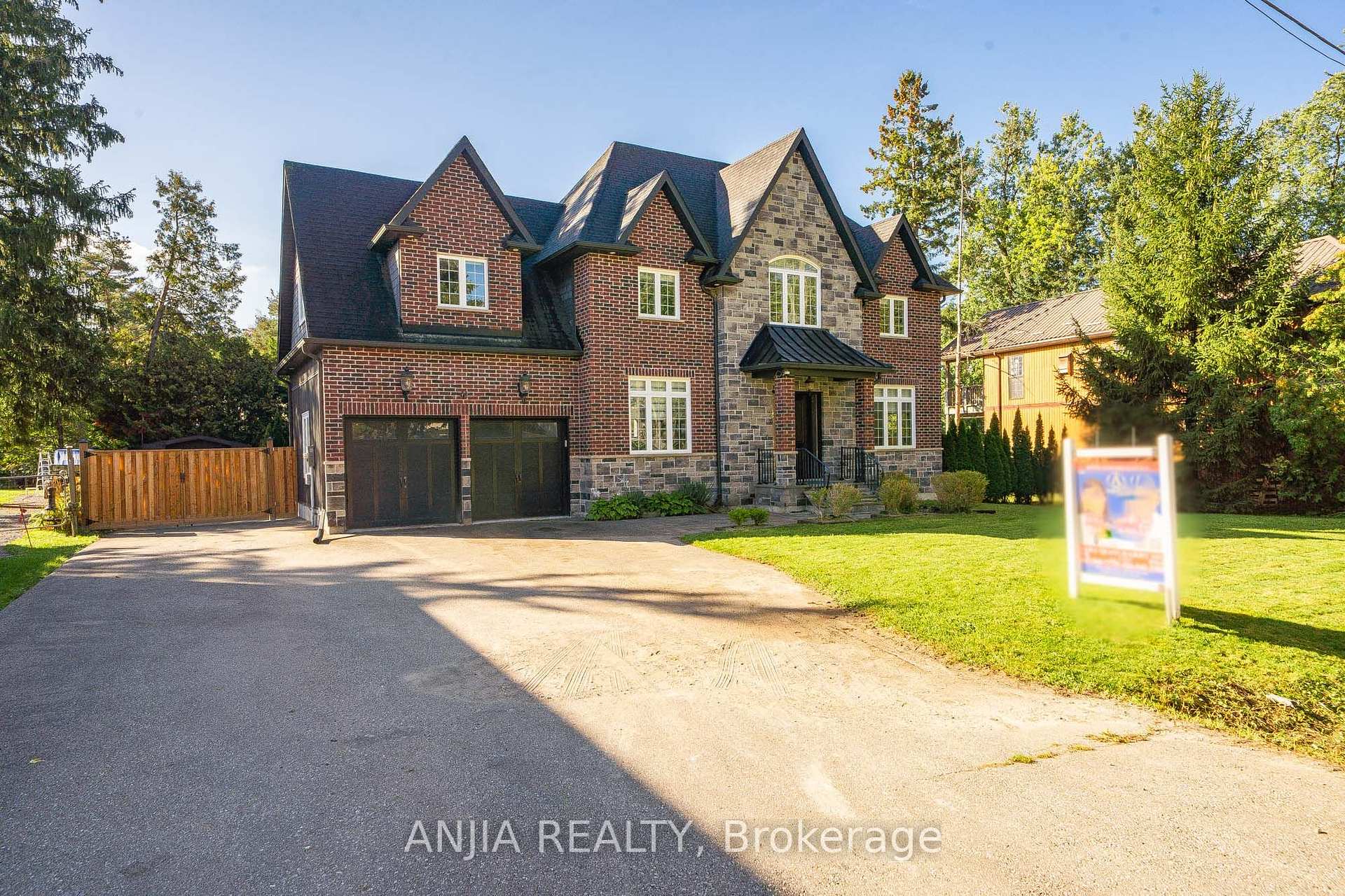 Photo 6 of 41 Valley Road, Whitchurch-Stouffville, Rural Whitchurch-Stouffville — HOMEH