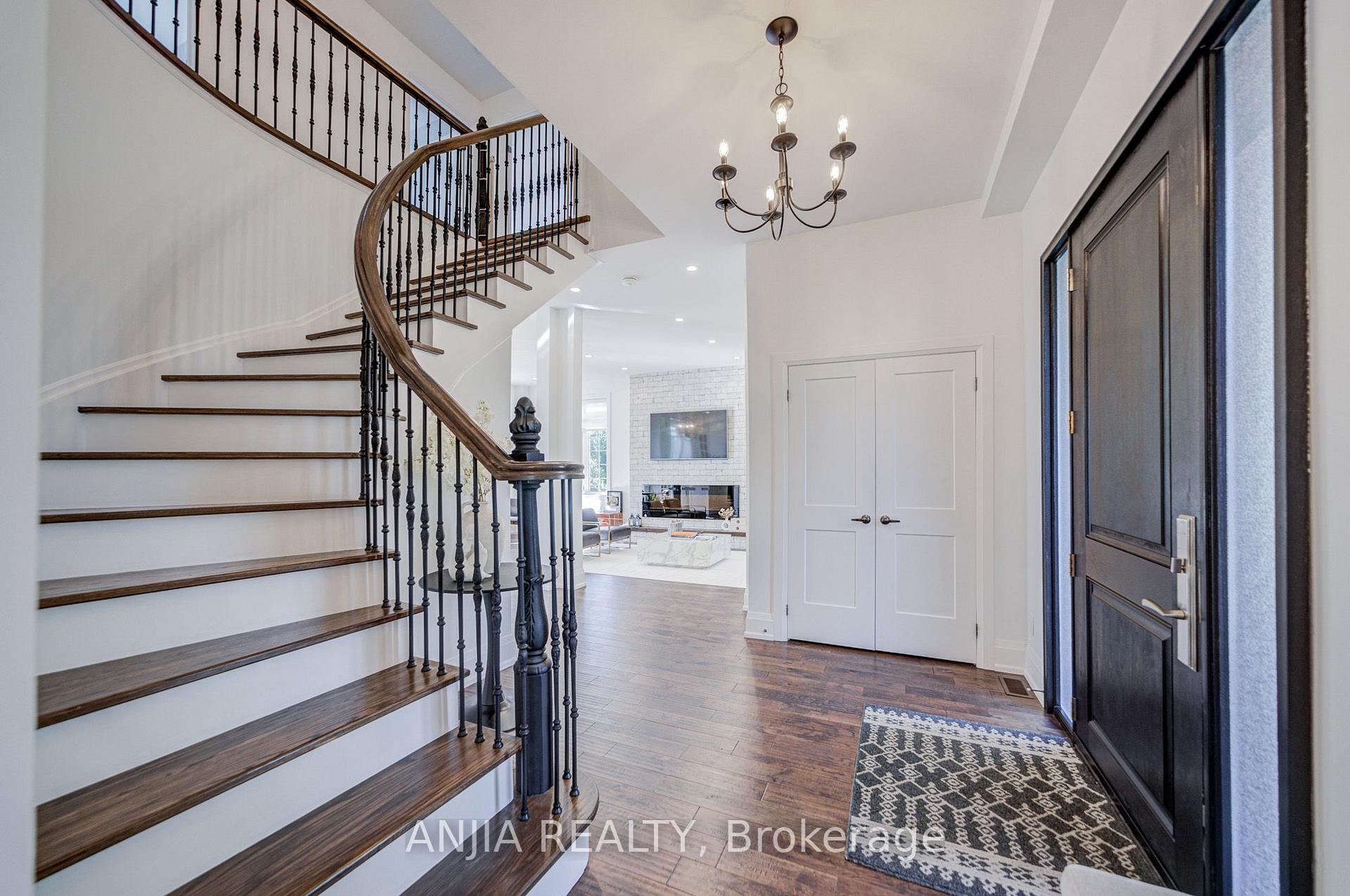 Photo 10 of 41 Valley Road, Whitchurch-Stouffville, Rural Whitchurch-Stouffville — HOMEH