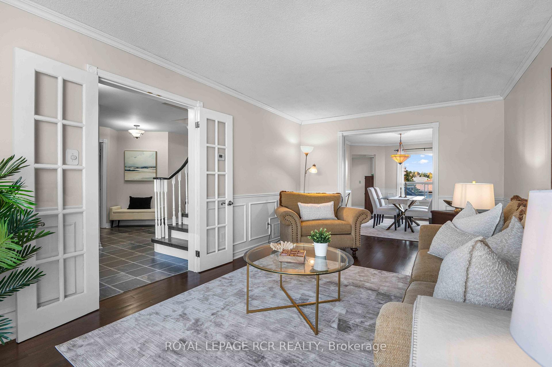Photo 3 of 220 Edenwood Crescent, Orangeville — HOMEH