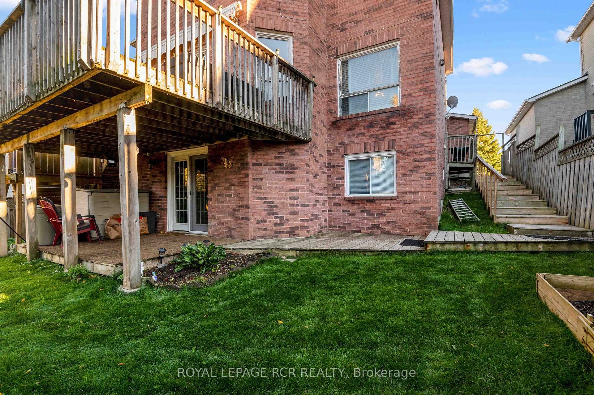 Photo 39 of 220 Edenwood Crescent, Orangeville — HOMEH