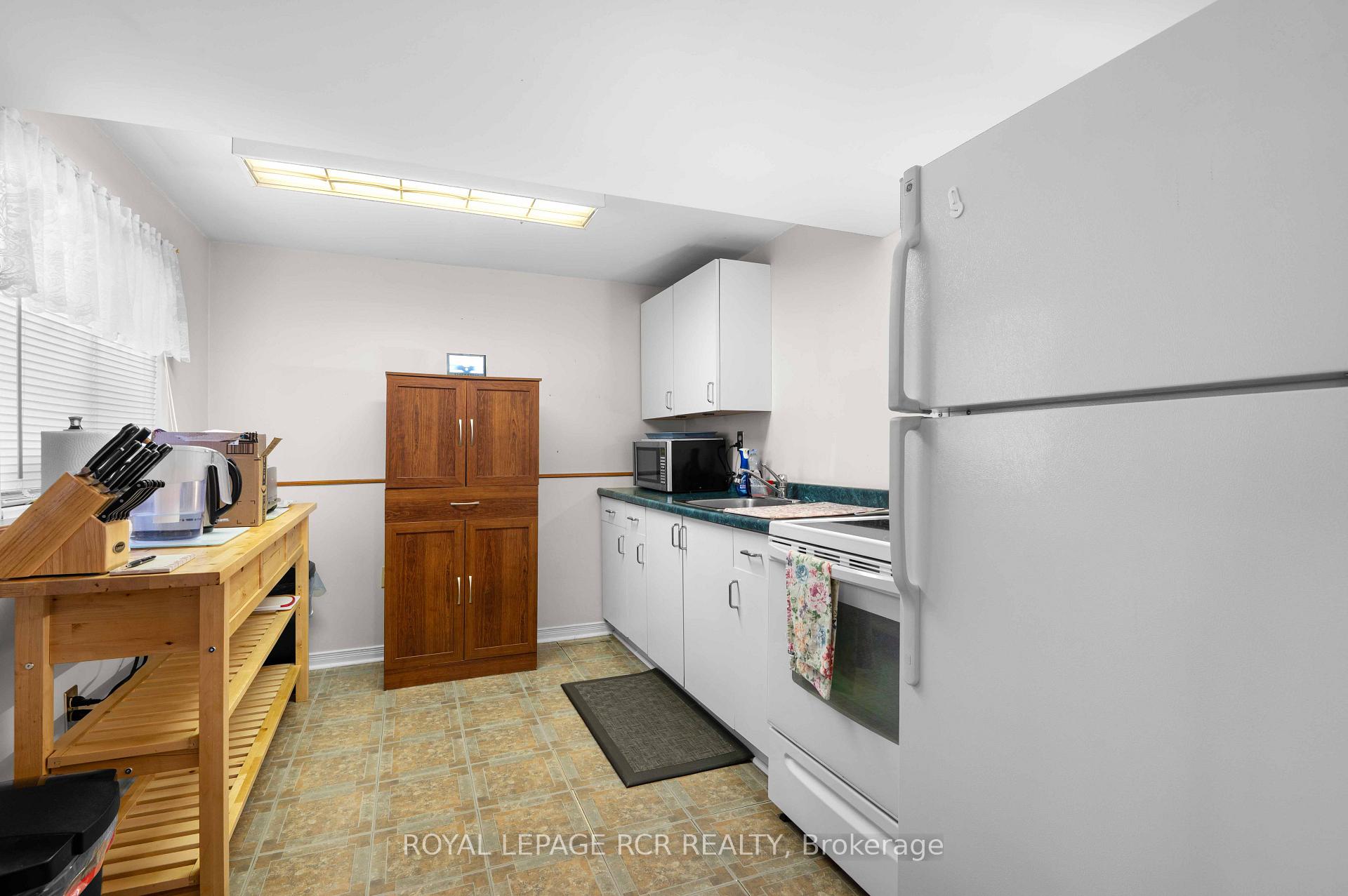 Photo 42 of 220 Edenwood Crescent, Orangeville — HOMEH