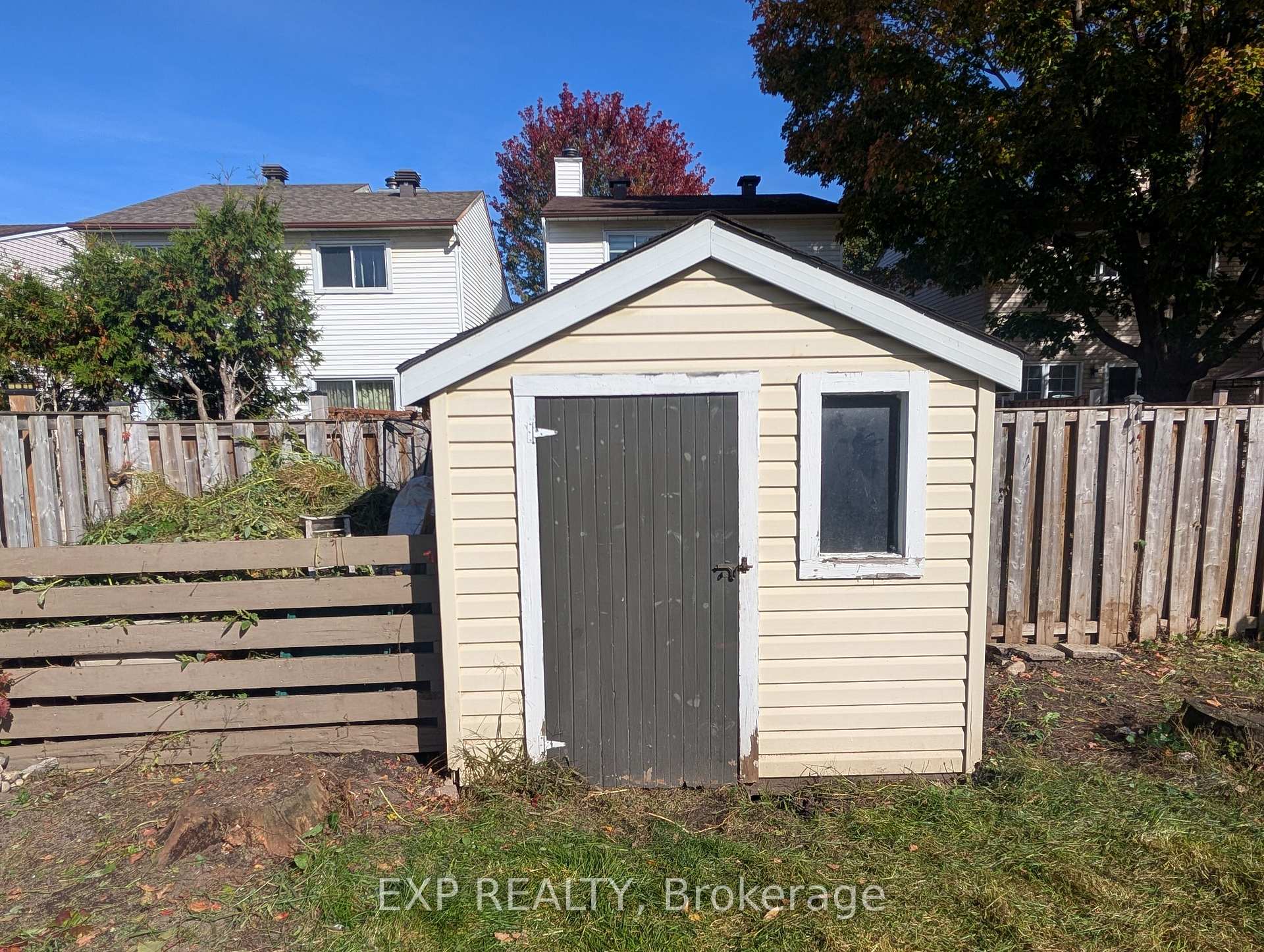 Photo 17 of 7 Fulham Court, Ottawa, Barrhaven - On the Green — HOMEH