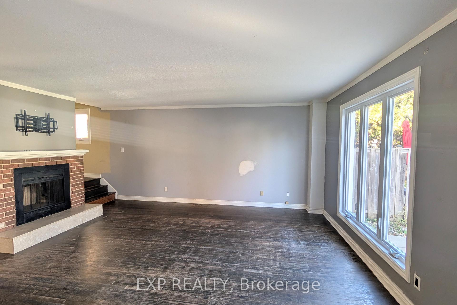 Photo 25 of 7 Fulham Court, Ottawa, Barrhaven - On the Green — HOMEH