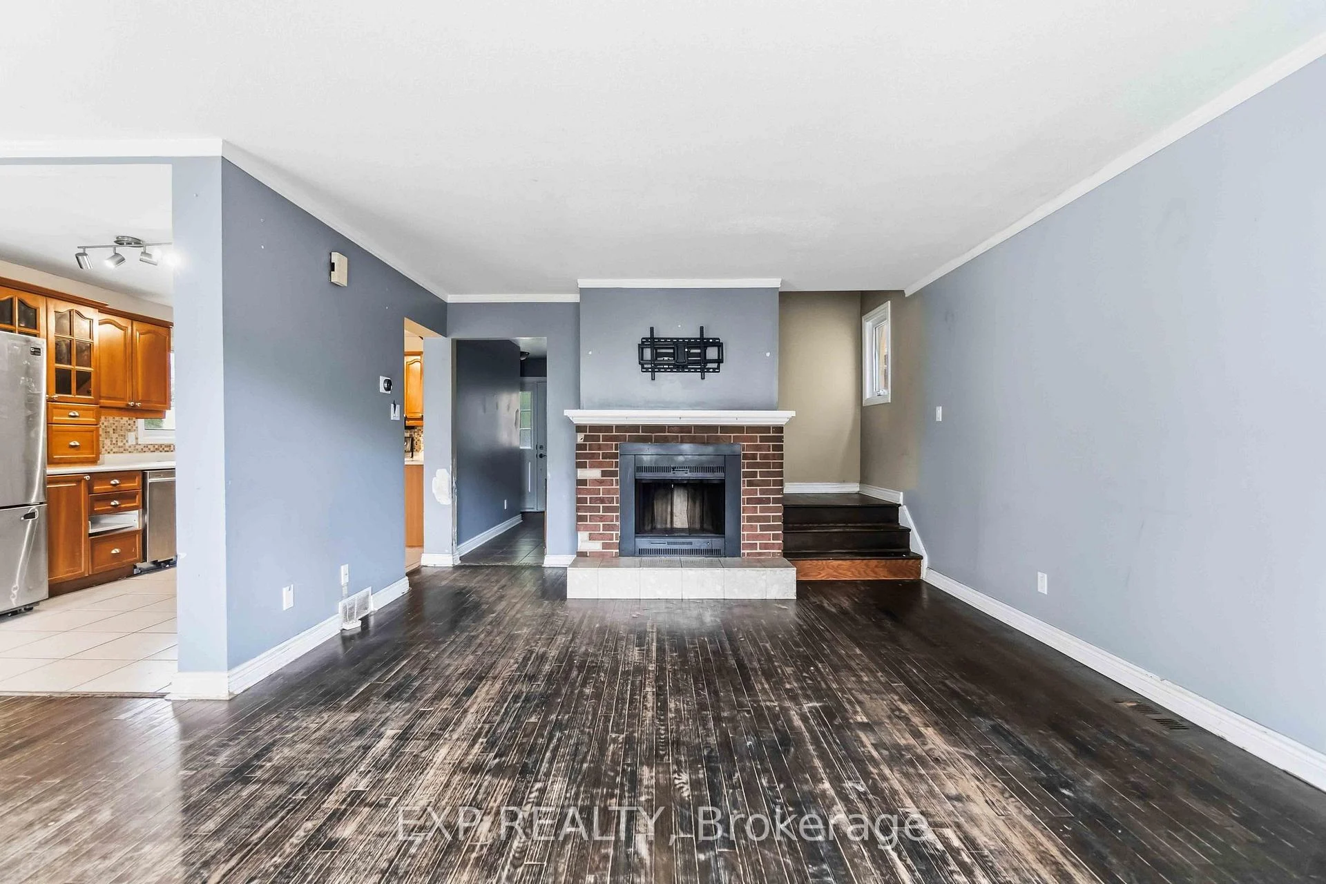 Photo 14 of 7 Fulham Court, Ottawa, Barrhaven - On the Green — HOMEH