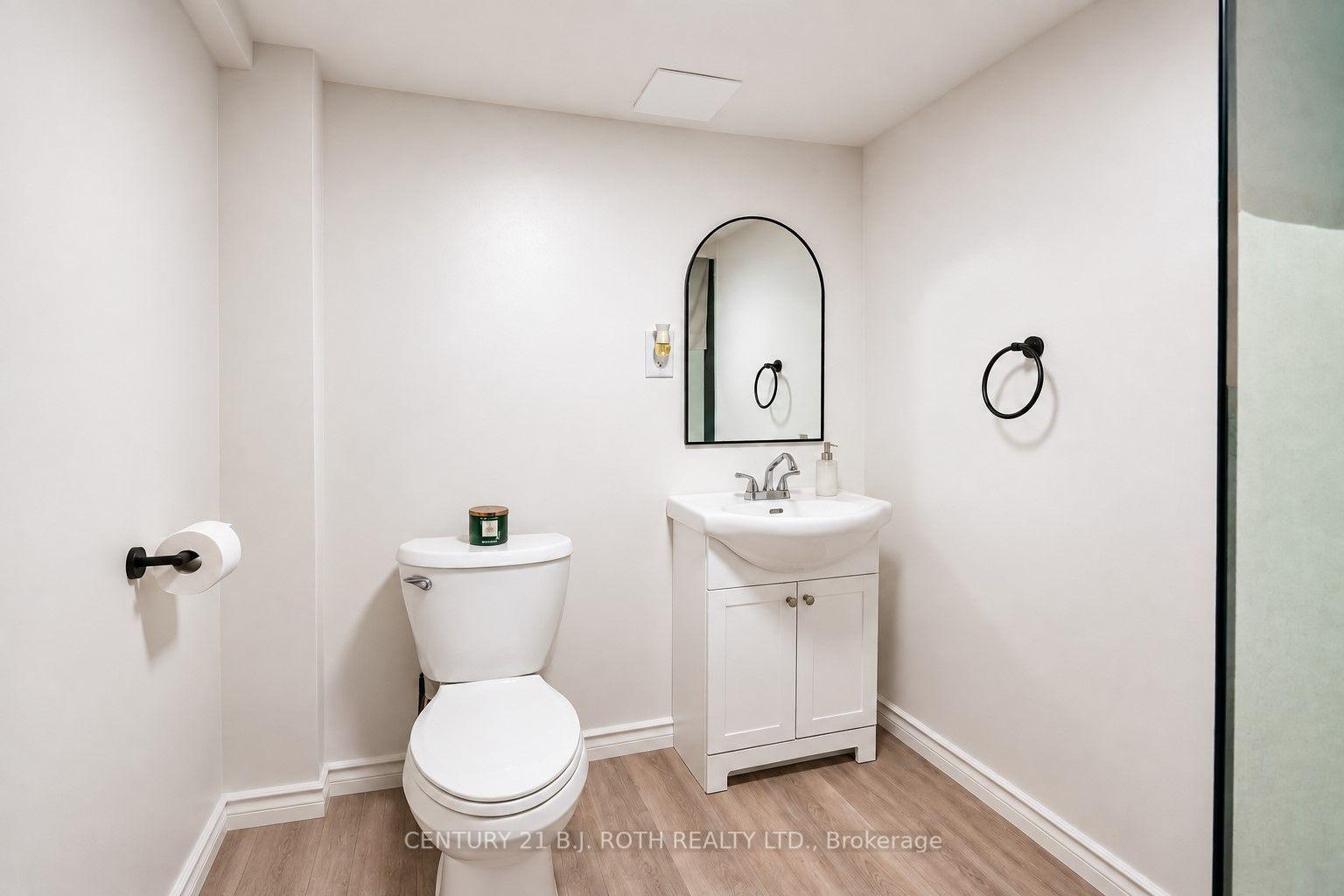Photo 19 of 5 East Gate, Barrie, Grove East — HOMEH
