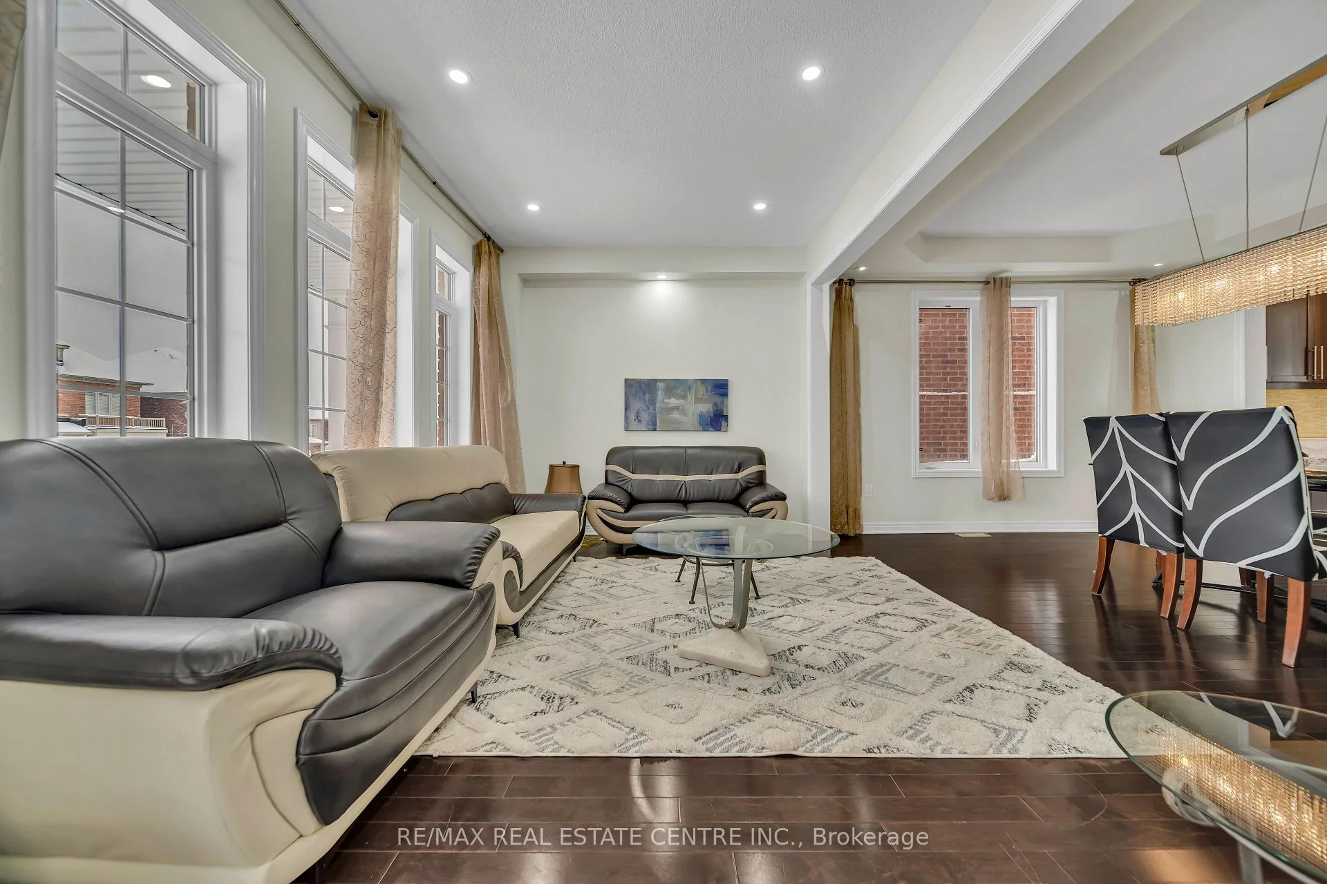 Photo 18 of 10 Vidal Road, Brampton, Credit Valley — HOMEH