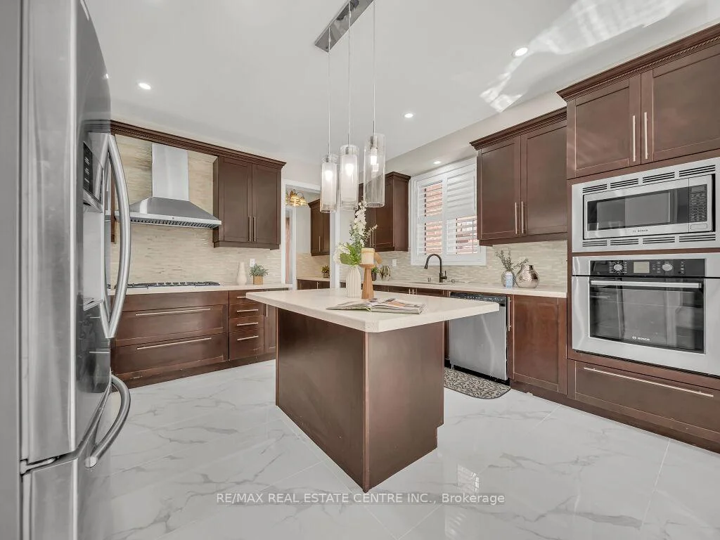 Photo 52 of 10 Vidal Road, Brampton, Credit Valley — HOMEH