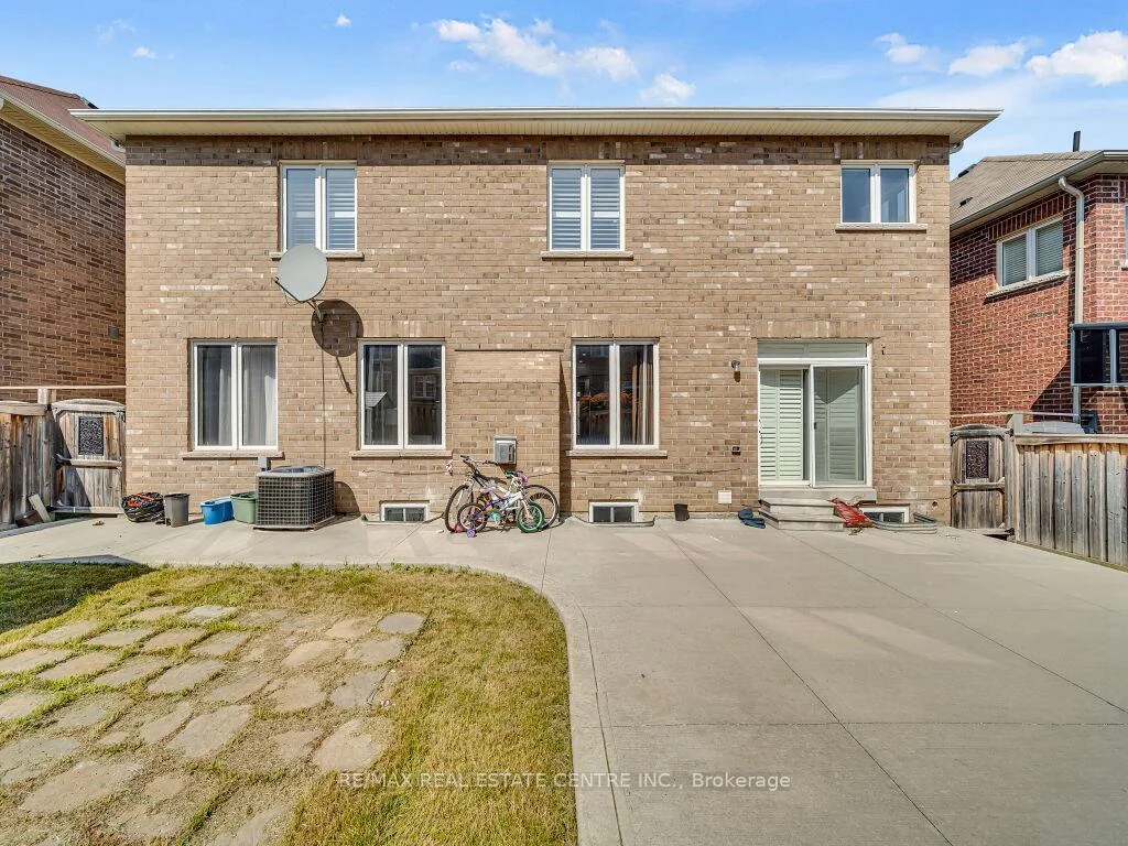 Photo 95 of 10 Vidal Road, Brampton, Credit Valley — HOMEH