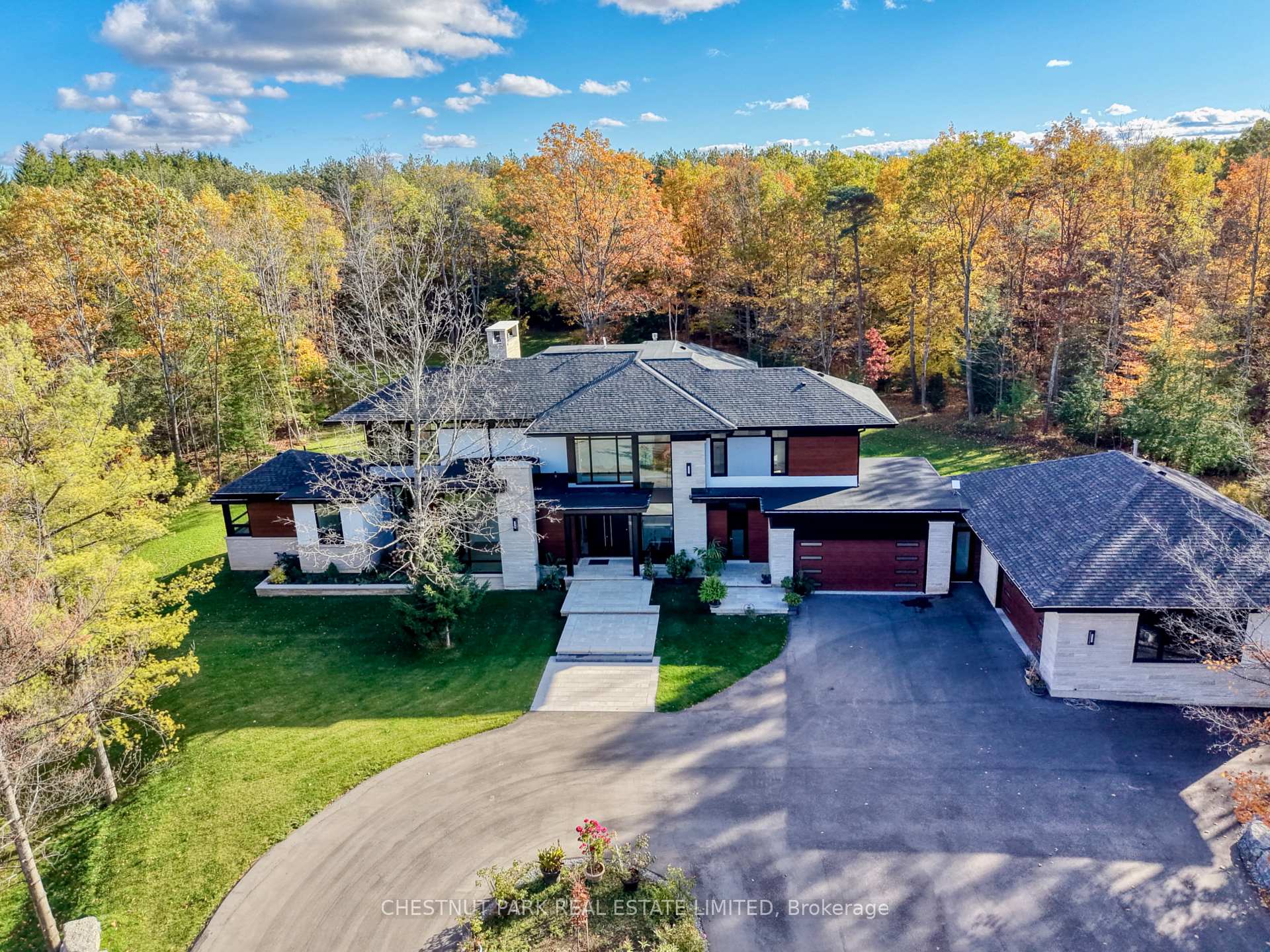 Photo of 547 Old Stouffville Road