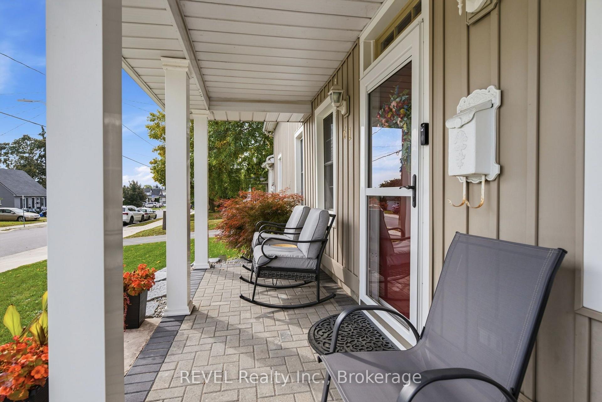 Photo 4 of 61 Queen Street N, Thorold, Thorold Downtown — HOMEH