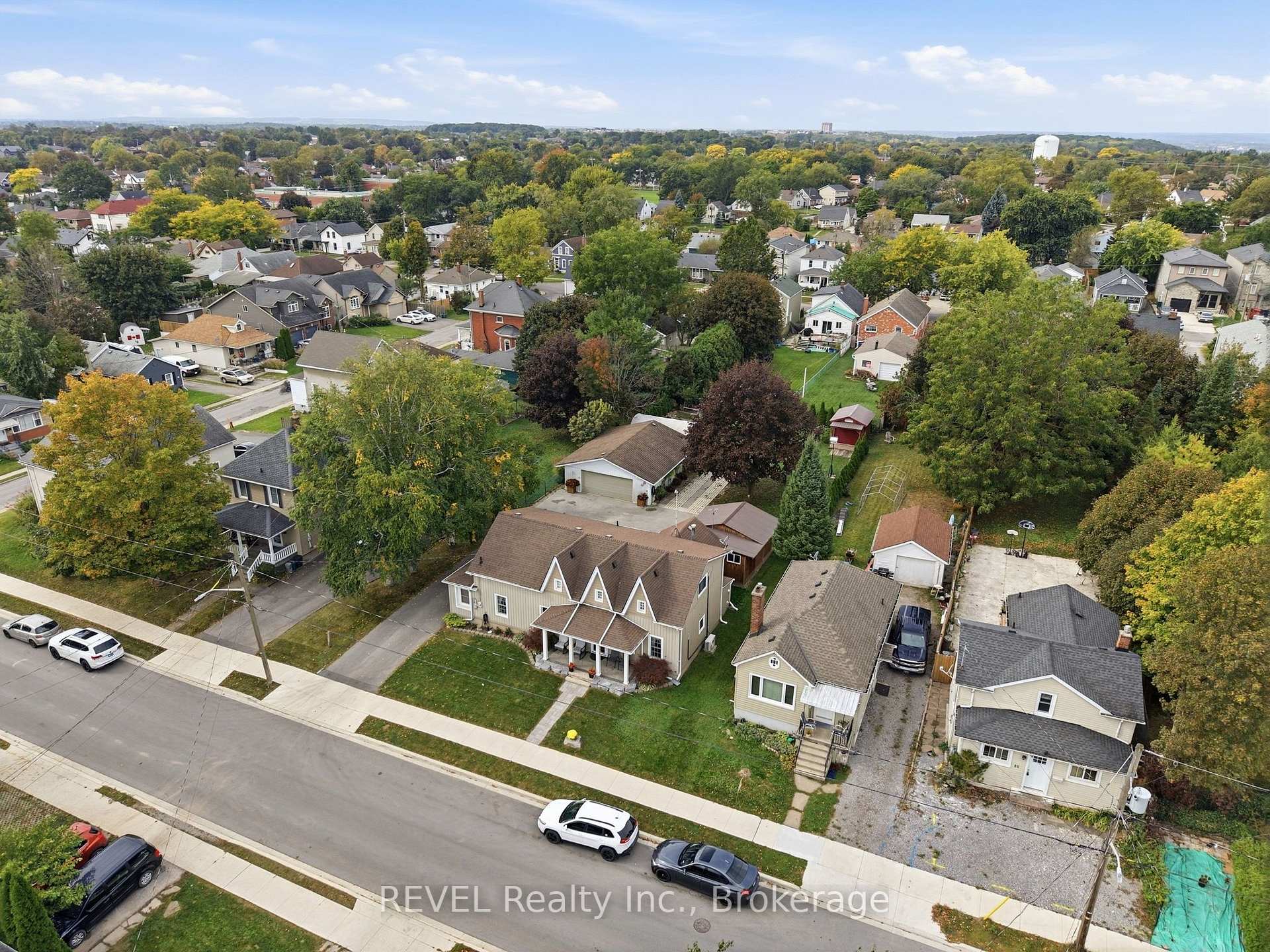 Photo 40 of 61 Queen Street N, Thorold, Thorold Downtown — HOMEH