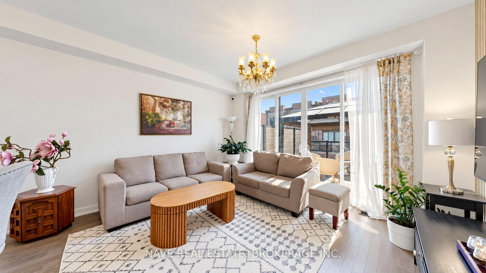 Photo 4 of 80 Troon Avenue, Vaughan, Rural Vaughan — HOMEH