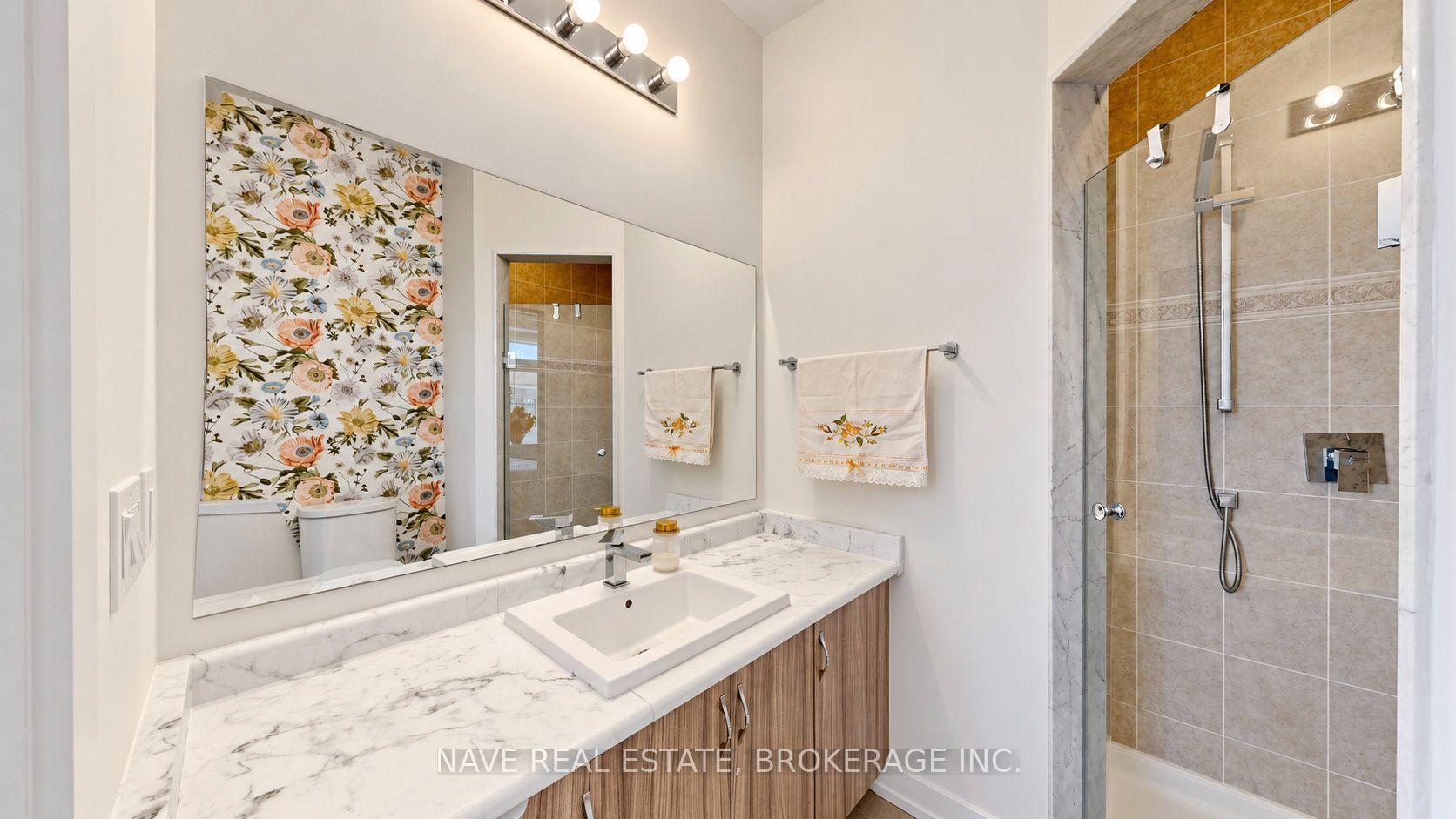 Photo 13 of 80 Troon Avenue, Vaughan, Rural Vaughan — HOMEH