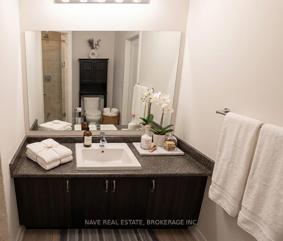 Photo 18 of 80 Troon Avenue, Vaughan, Rural Vaughan — HOMEH