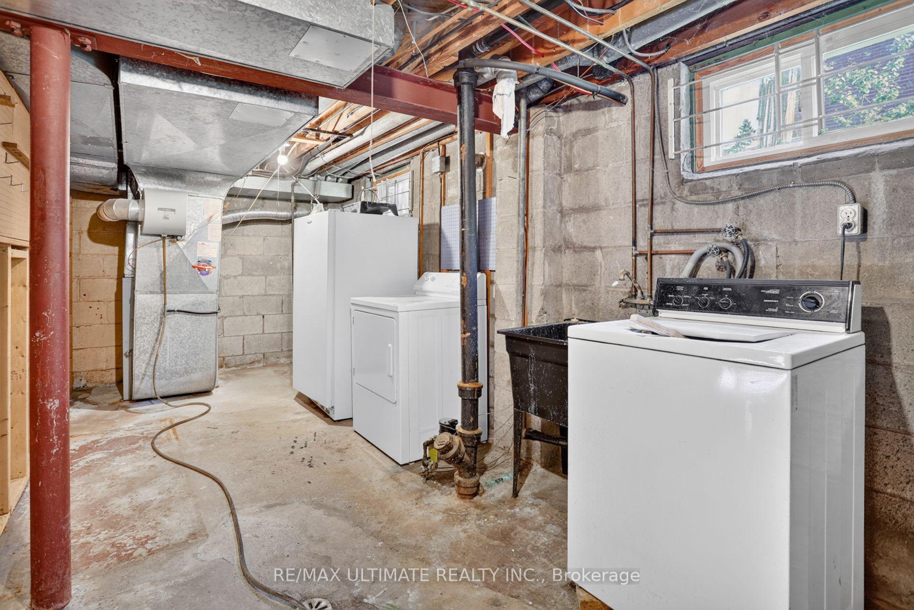 Photo 33 of 73 Chestnut Crescent, Scarborough, Clairlea-Birchmount — HOMEH