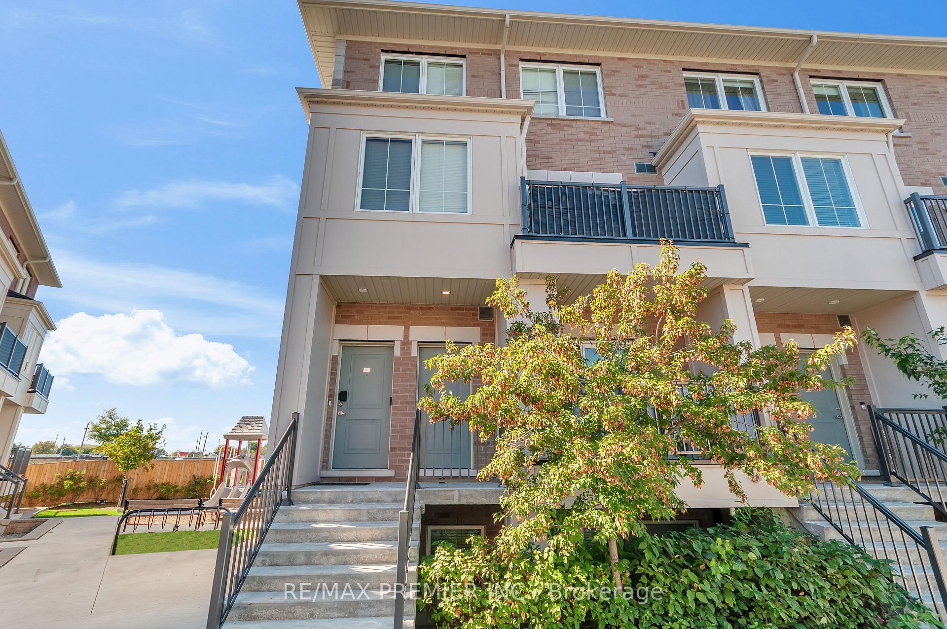 Photo of Unit 2, 480 Beresford Path