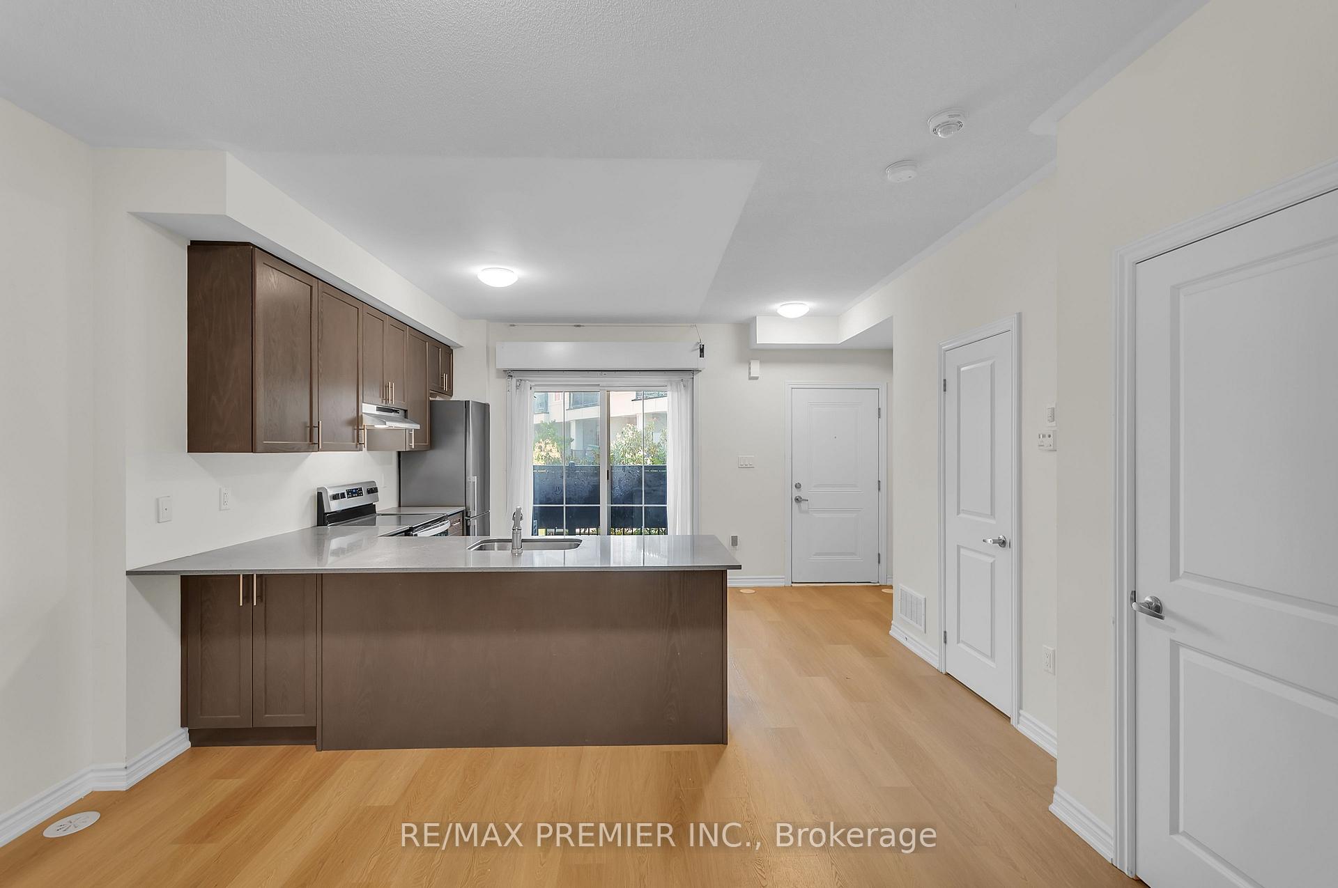 Photo 4 of Unit 2, 480 Beresford Path, Oshawa, Central — HOMEH