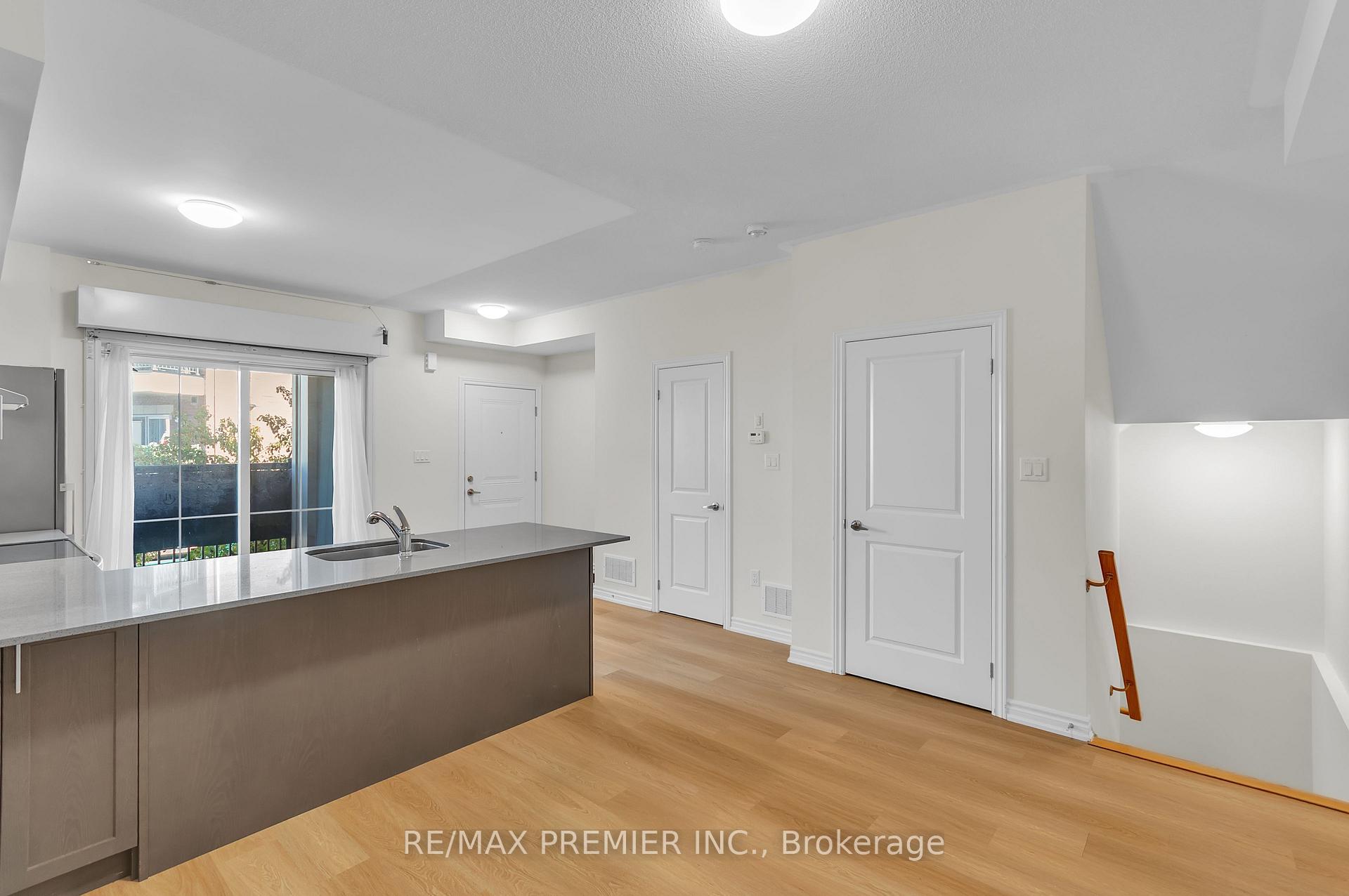 Photo 5 of Unit 2, 480 Beresford Path, Oshawa, Central — HOMEH