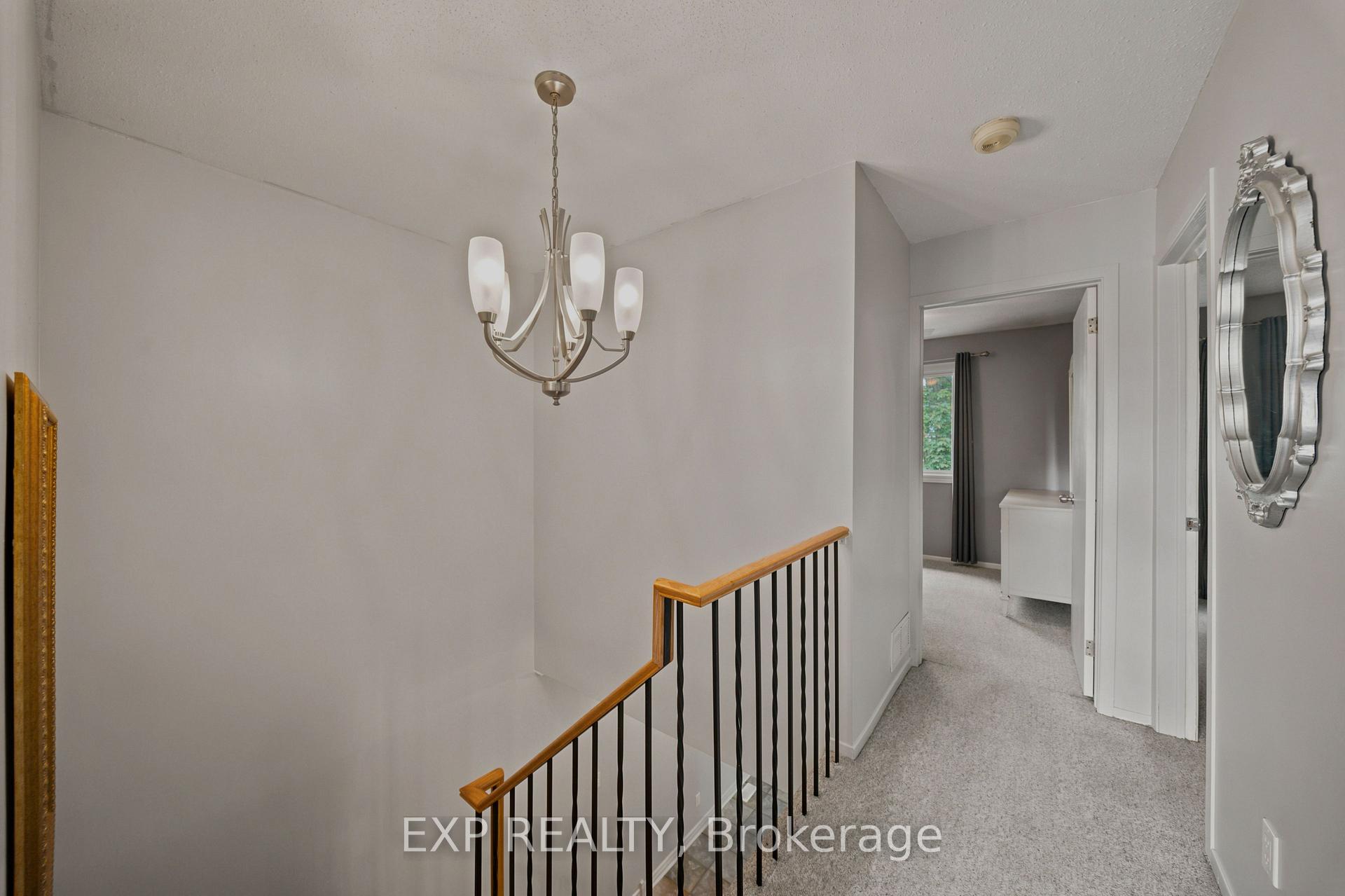 Photo 12 of 574 Latour Crescent, Ottawa, Fallingbrook/Gardenway South — HOMEH