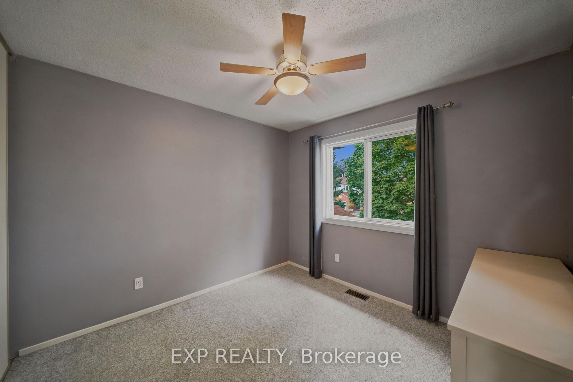 Photo 19 of 574 Latour Crescent, Ottawa, Fallingbrook/Gardenway South — HOMEH