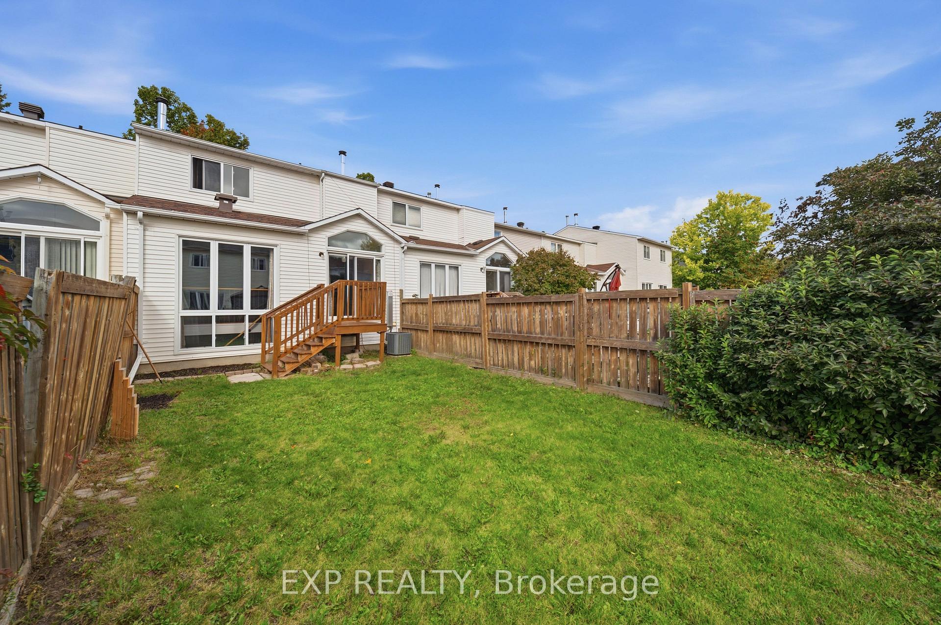 Photo 25 of 574 Latour Crescent, Ottawa, Fallingbrook/Gardenway South — HOMEH
