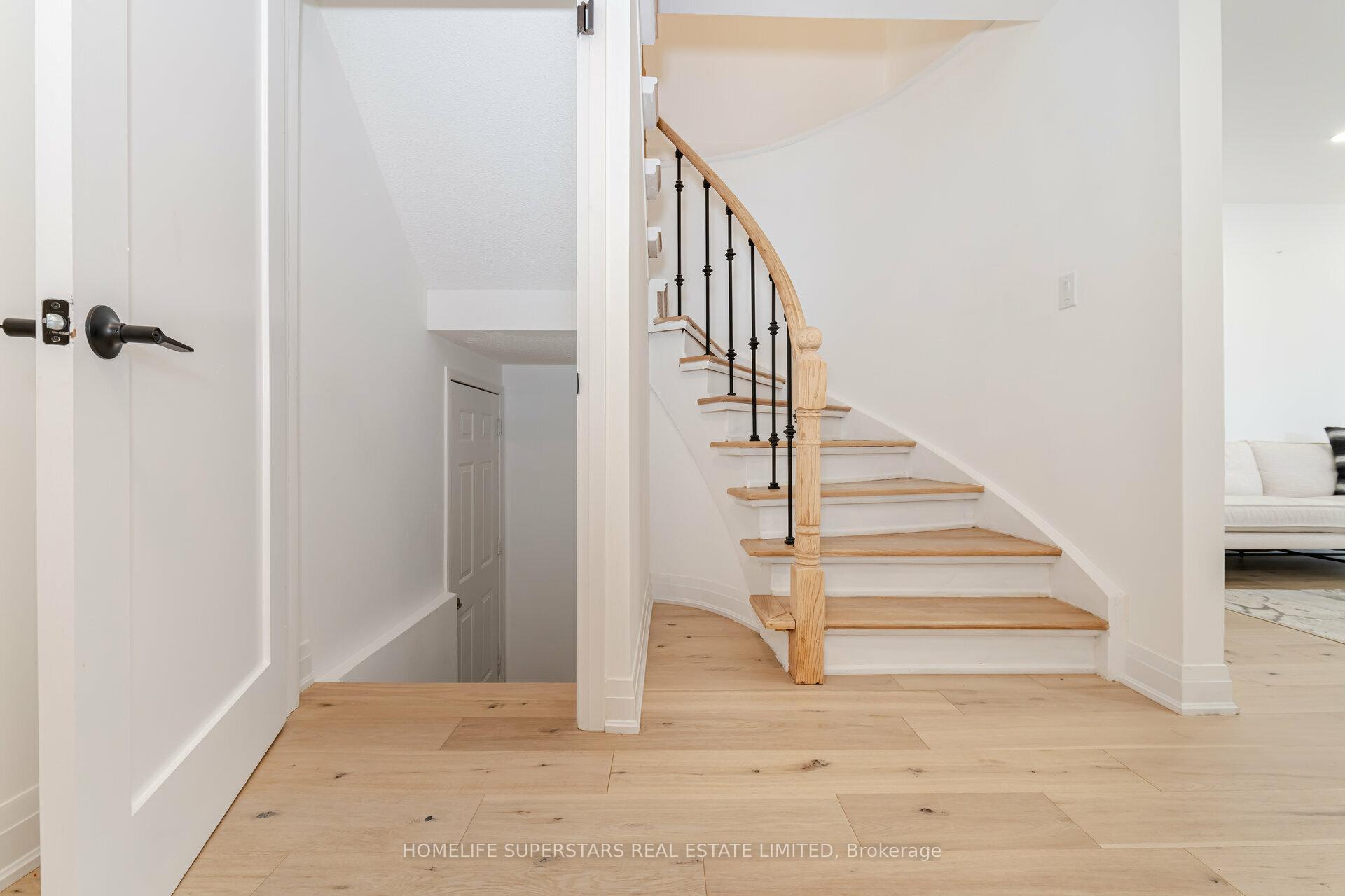 Photo 13 of 3 New Seabury Drive, Vaughan, Glen Shields — HOMEH