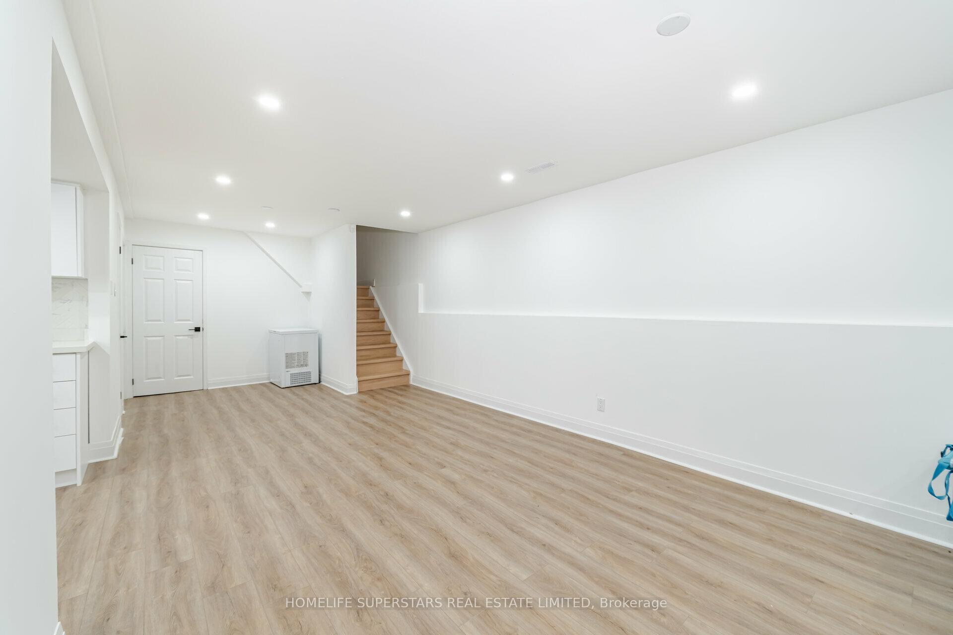 Photo 16 of 3 New Seabury Drive, Vaughan, Glen Shields — HOMEH