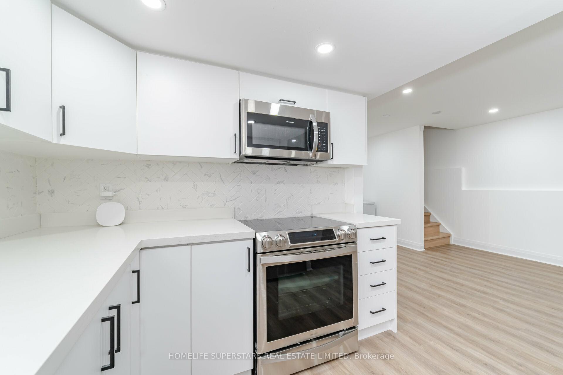 Photo 17 of 3 New Seabury Drive, Vaughan, Glen Shields — HOMEH