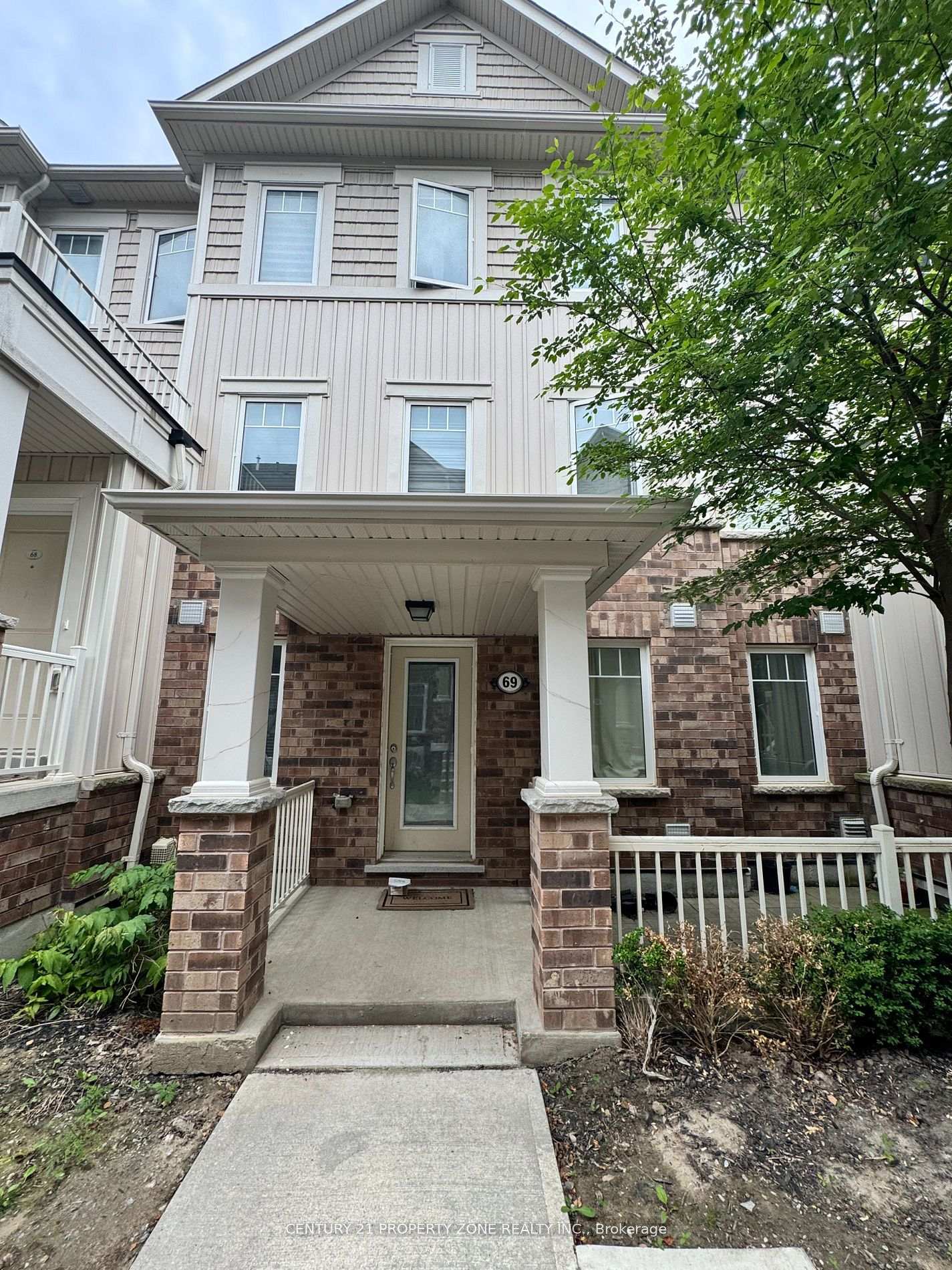 Photo of Unit 69, 2500 Hillrise Court