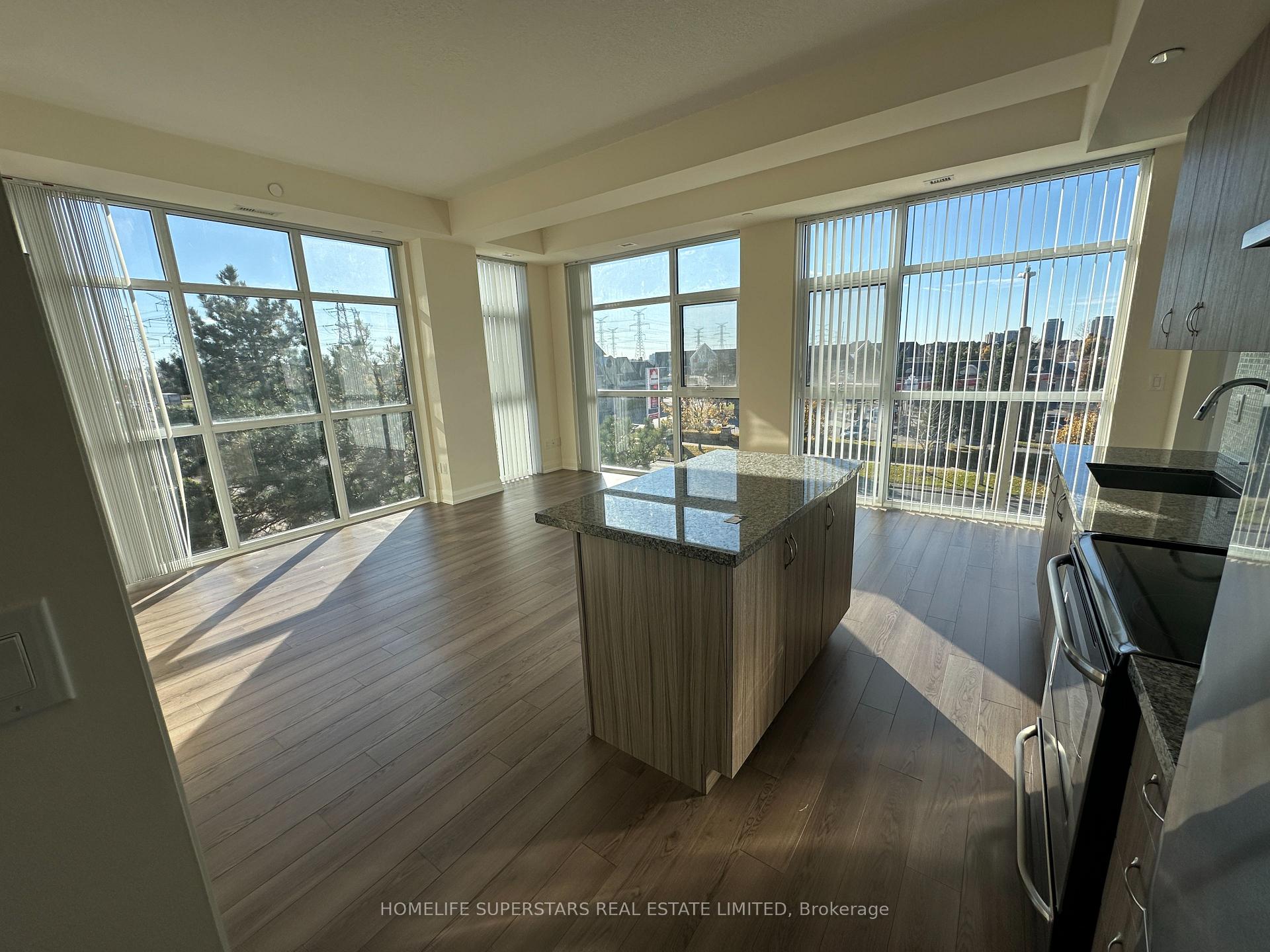Photo 3 of Unit 309, 8763 Bayview Avenue, Richmond Hill, Doncrest — HOMEH